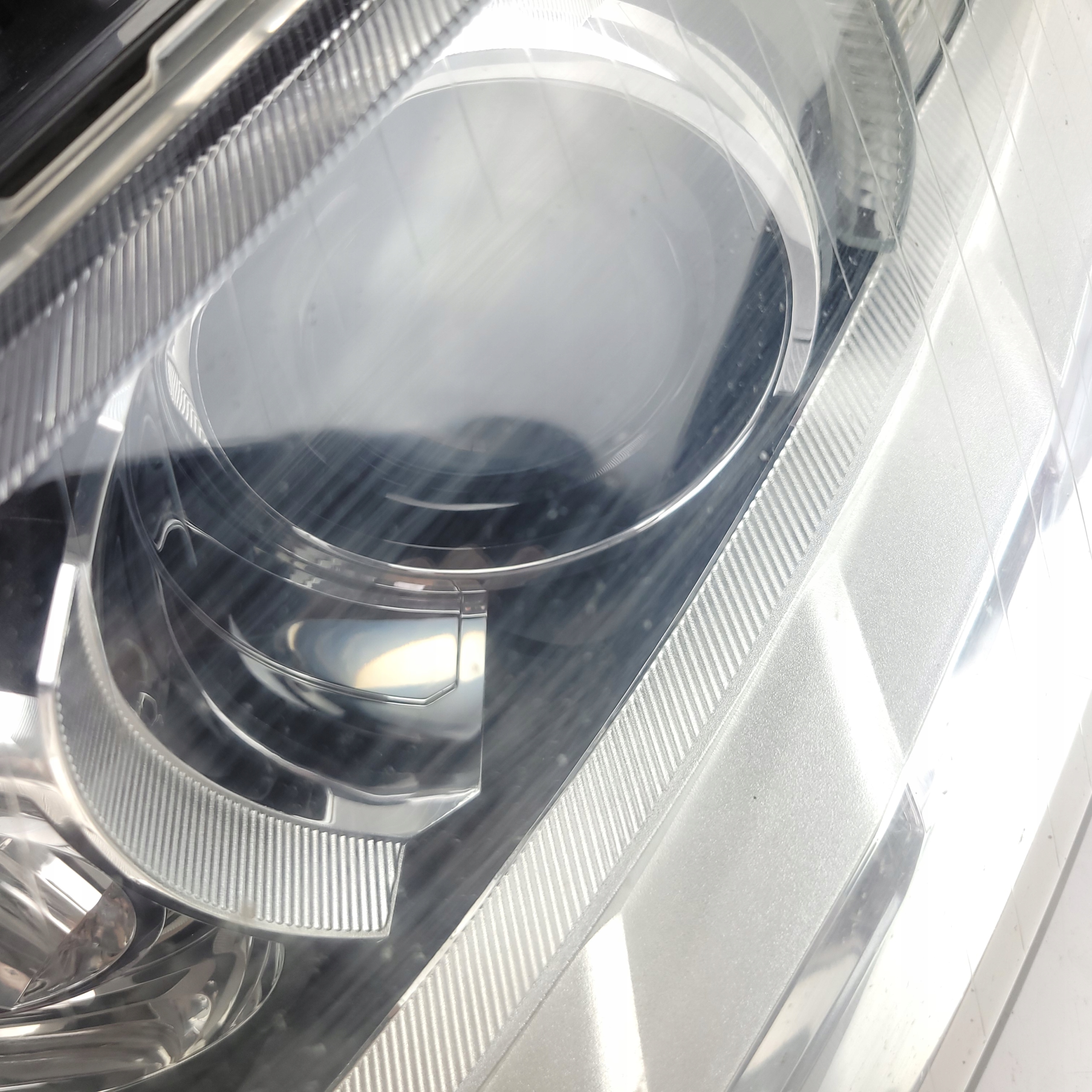 AUDI A6 C6 LIFT light front front left BI-XENON positioning LED 4F0941029ES
