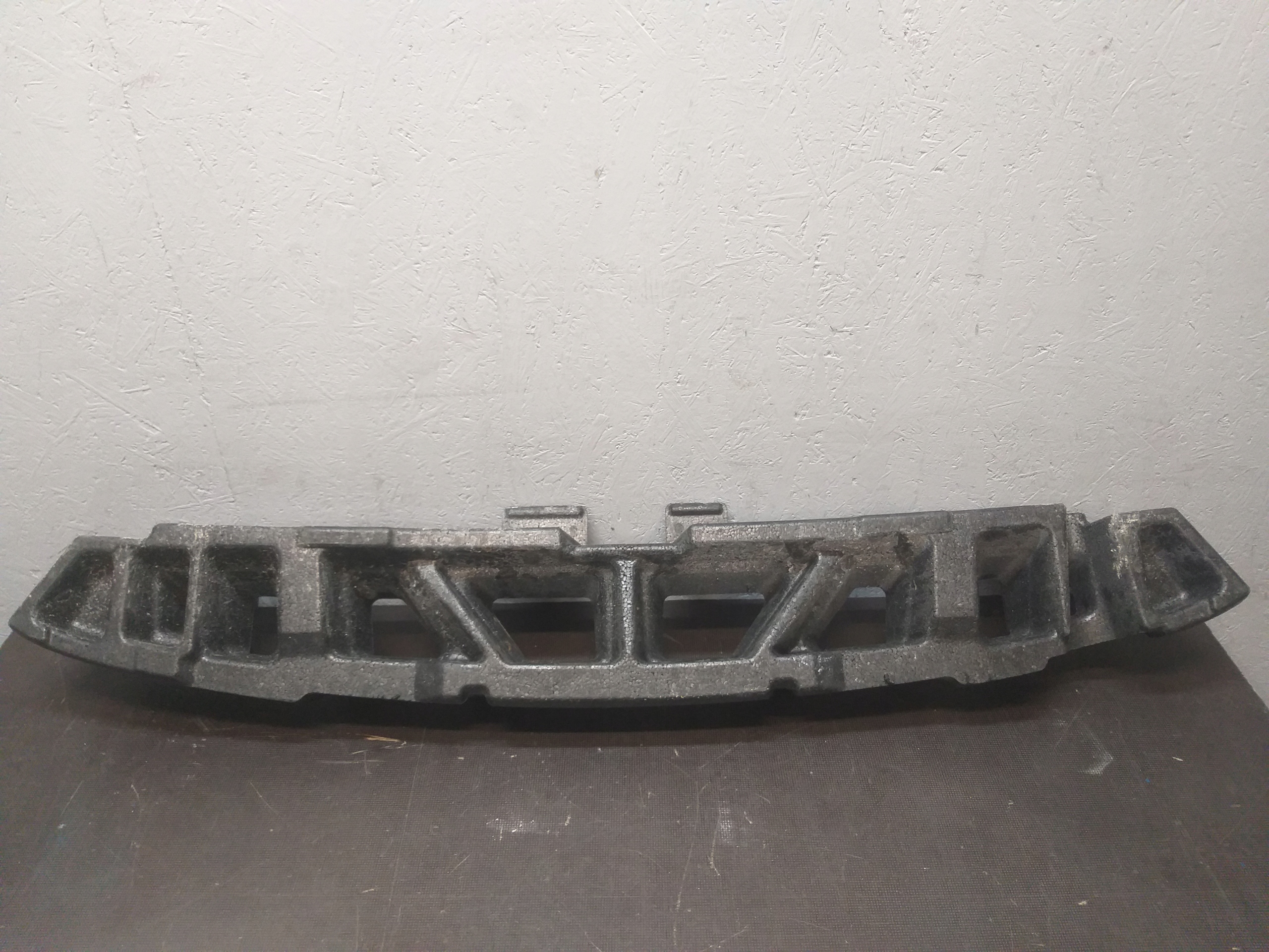 SIDER ABSORBER FRONT OF A BUMPER DACIA DOKKER 620900954R