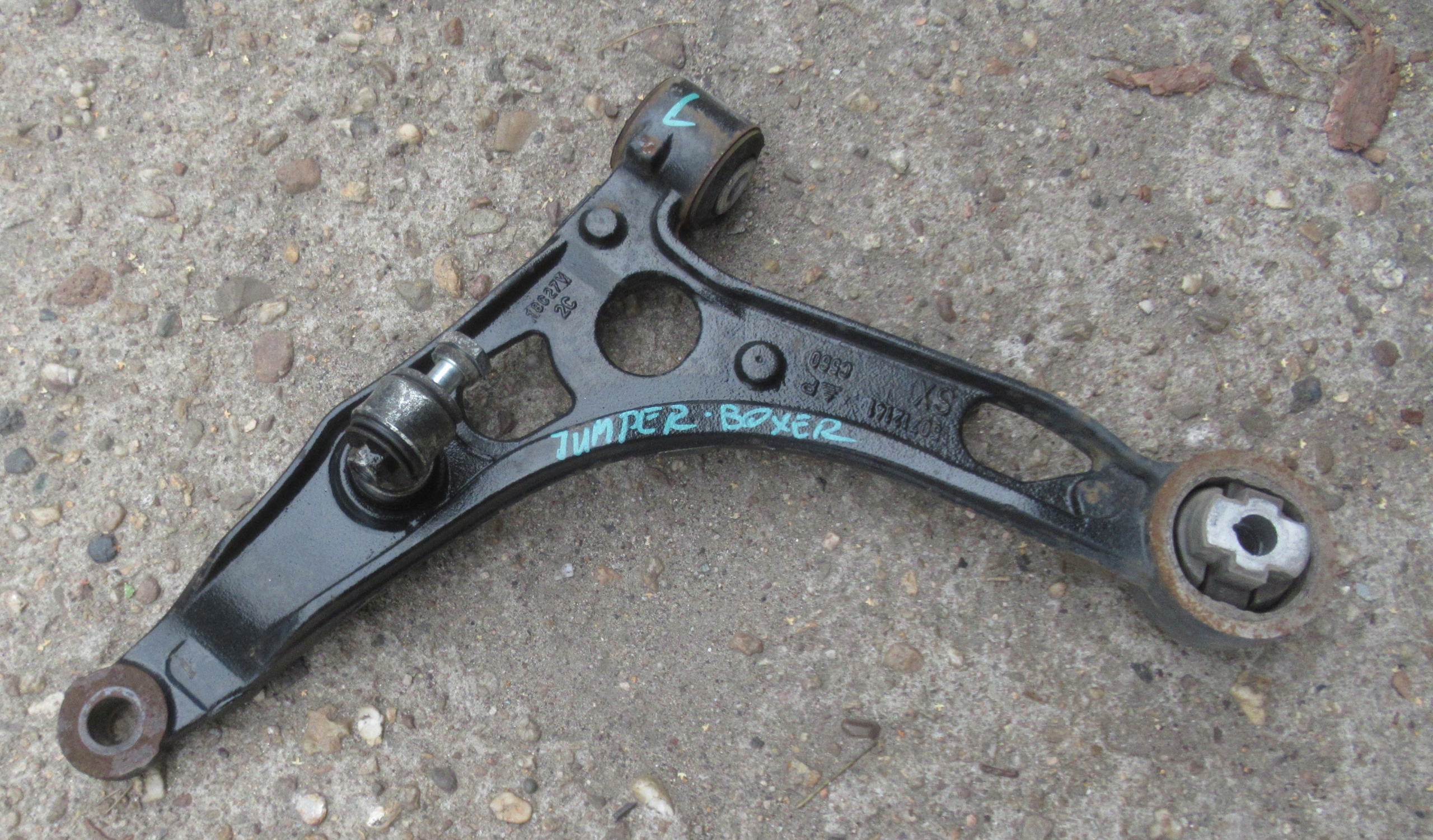 JUMPER DUCATO BOXER 2,0 HDI 18R arm left front