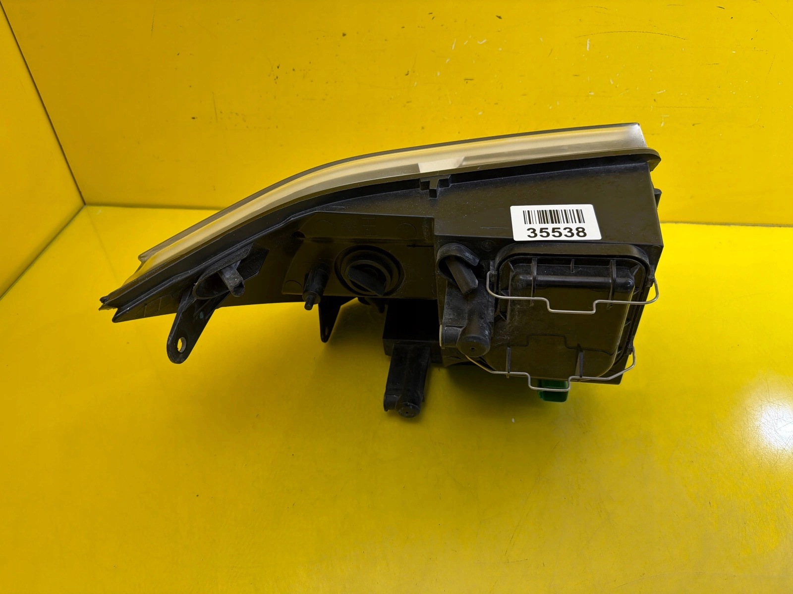 light right Ford Transit 06-14 6C11-13W029-DC