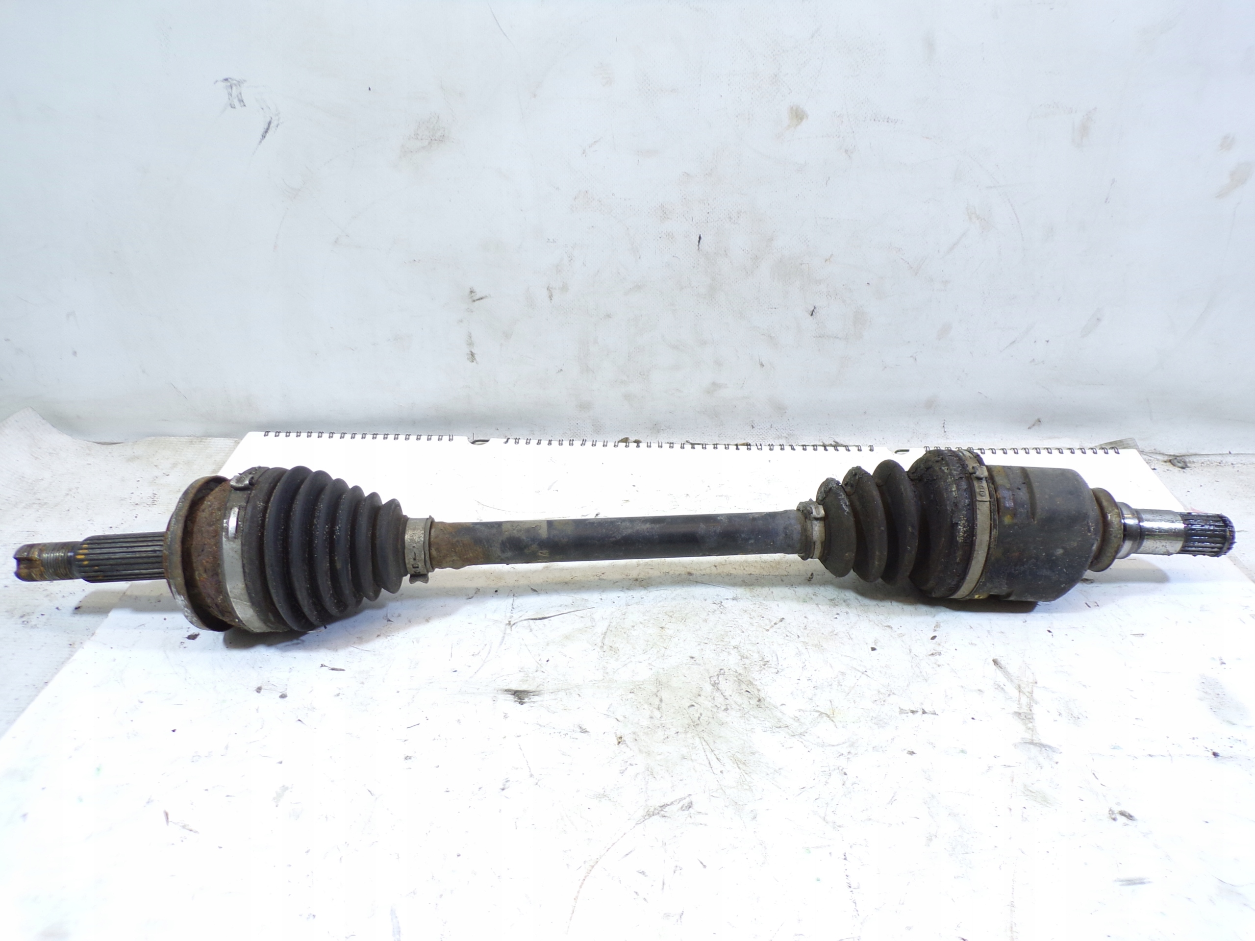 semi-axis left TOYOTA AURIS 2 II 1.3 engine 1NR