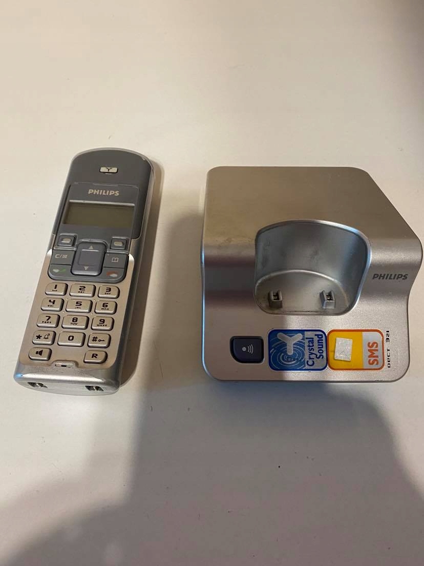 PHILIPS bezprzewodowy telefon stacjonarny dect3211s używany Kod producenta dect3211s /53