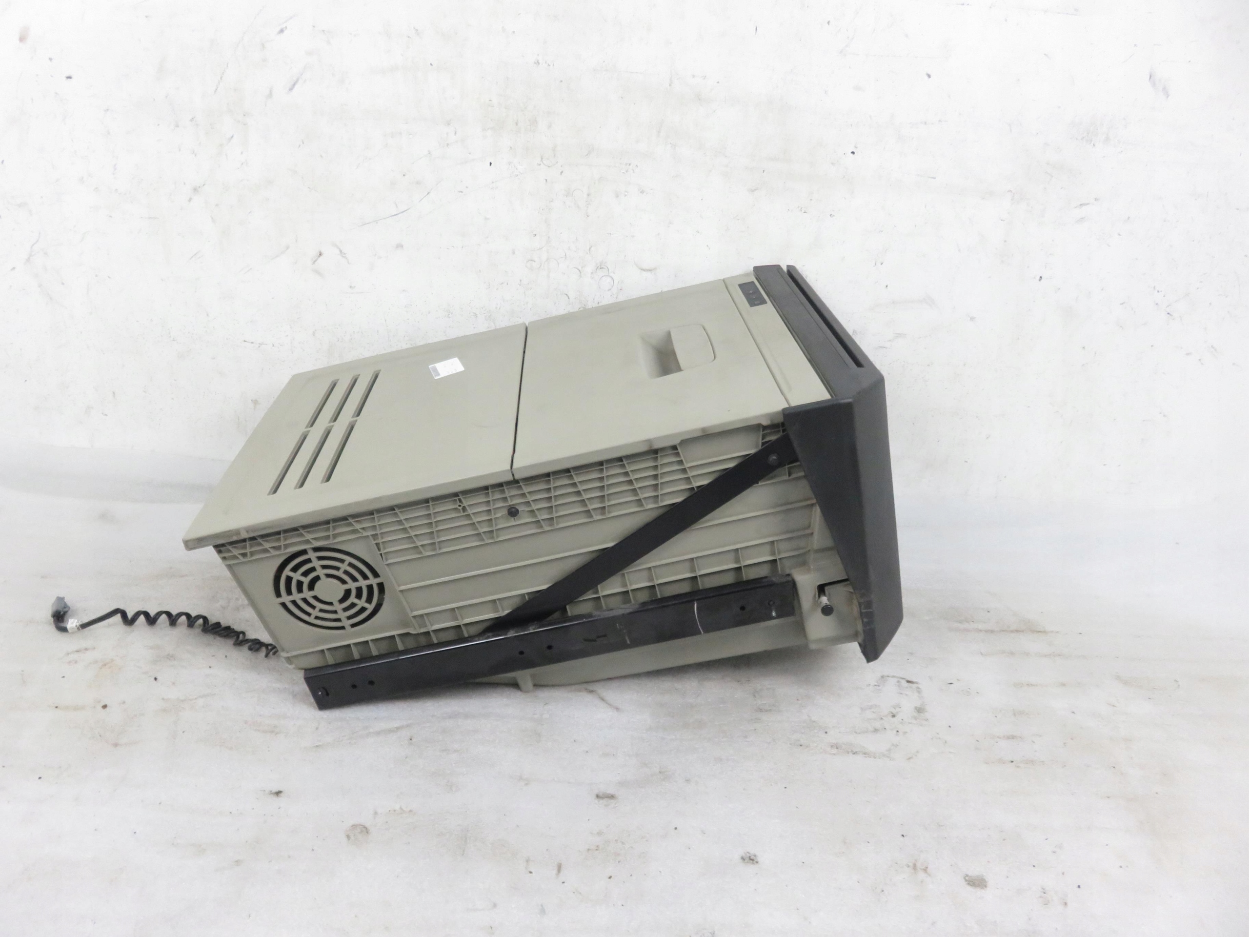 LODOWKA VOLVO FH II 2018 Zasilanie gniazdo zapalniczki samochodowej