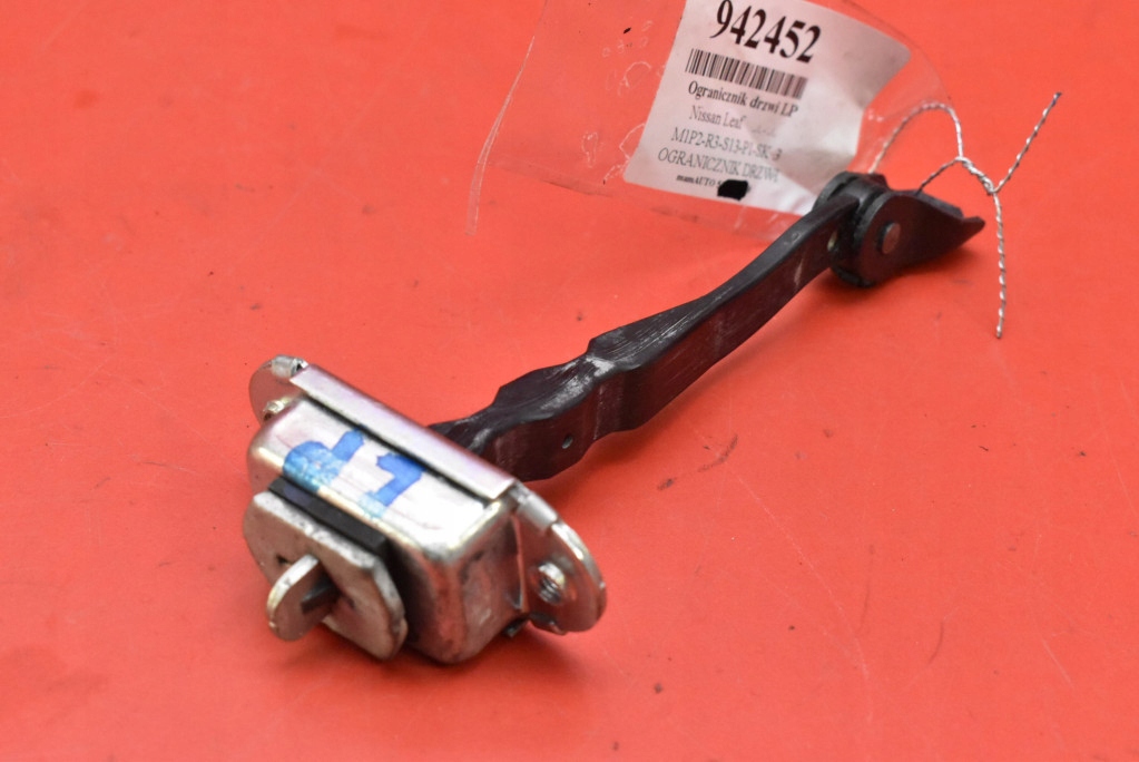 limiter door left front NISSAN LEAF 1 and ZE0 LIFT 10-17