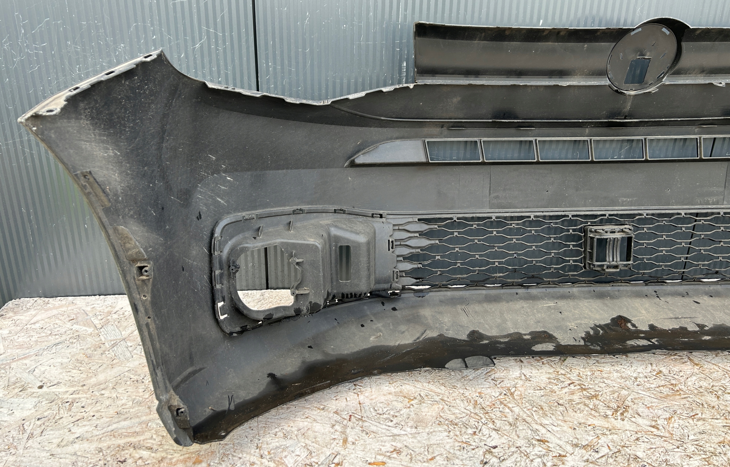 bumper front front VW CADDY IV 2K7 20