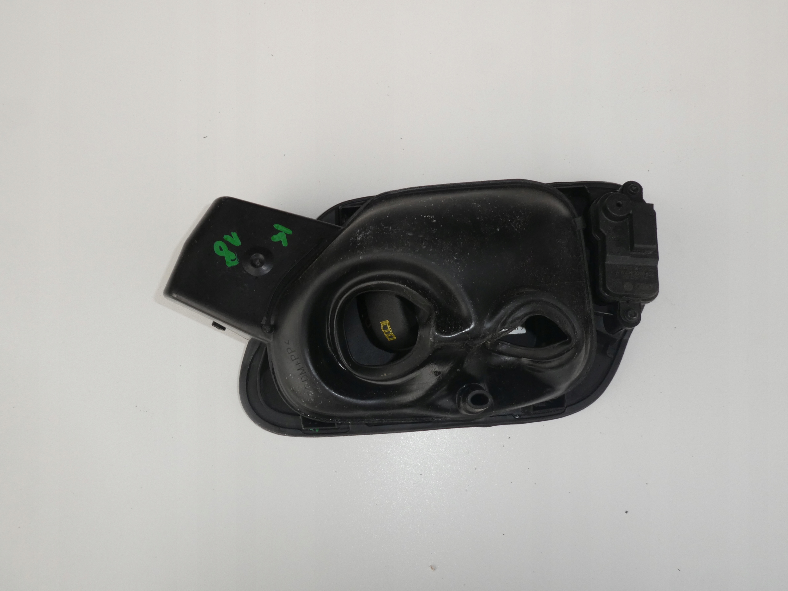 VW TOURAN 5TA TANKKLAPPE DES KRAFTSTOFFSBEHÄLTERS