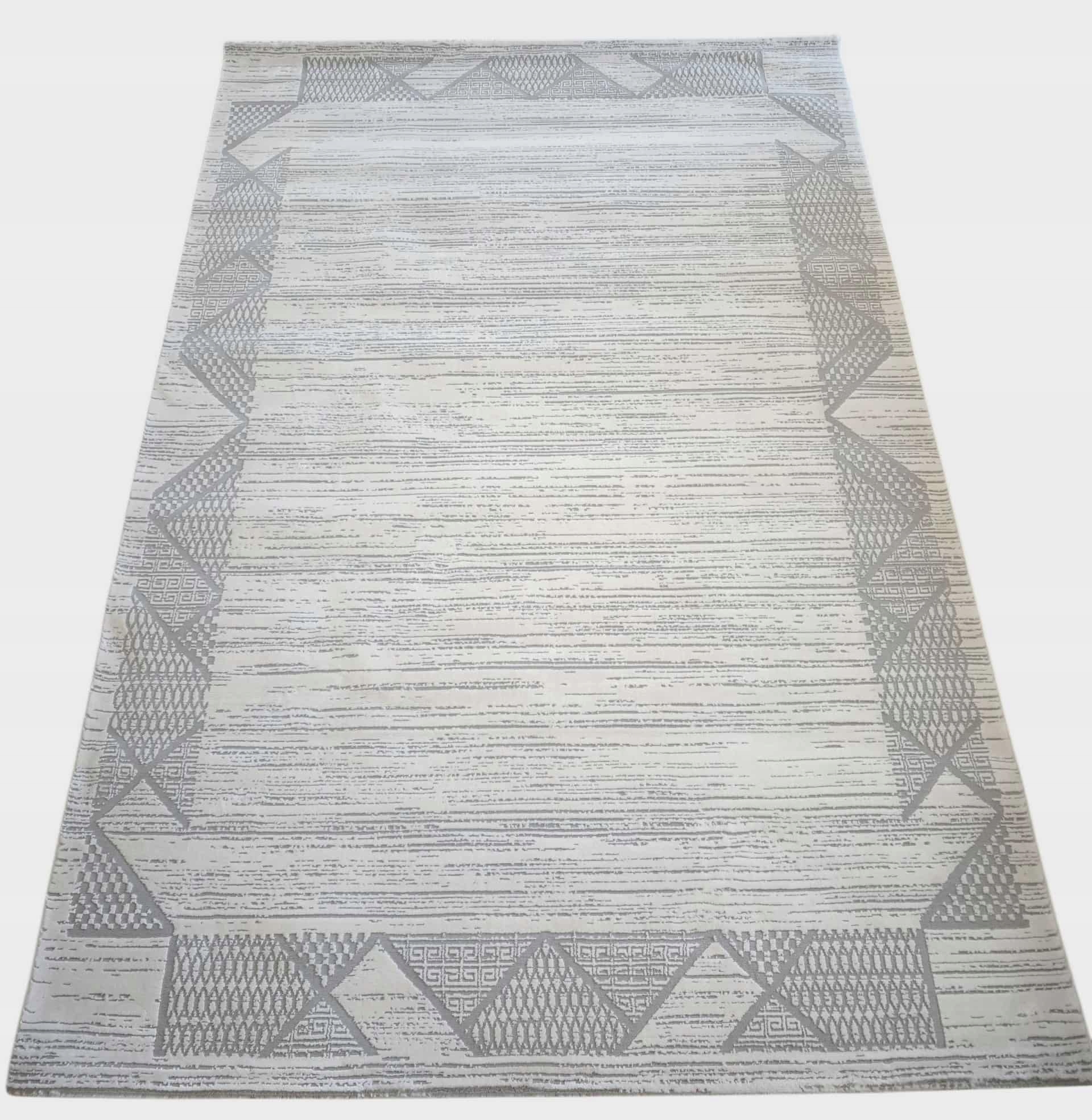 Koberec do obývacího pokoje 160 x 230 cm, loftový vzor s plyšovými štětinami, kvalita