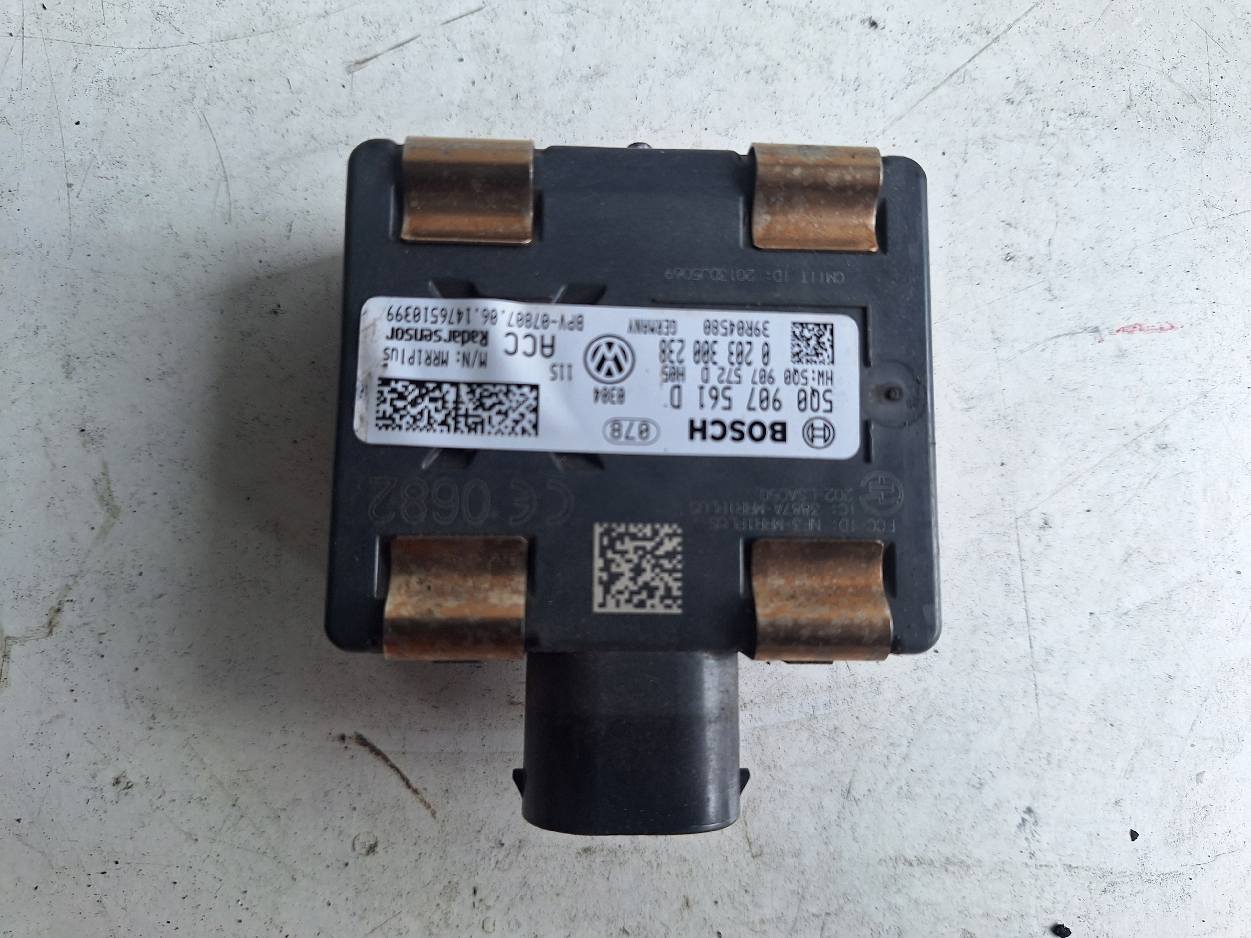 VOLKSWAGEN RADAR 5Q0907561D