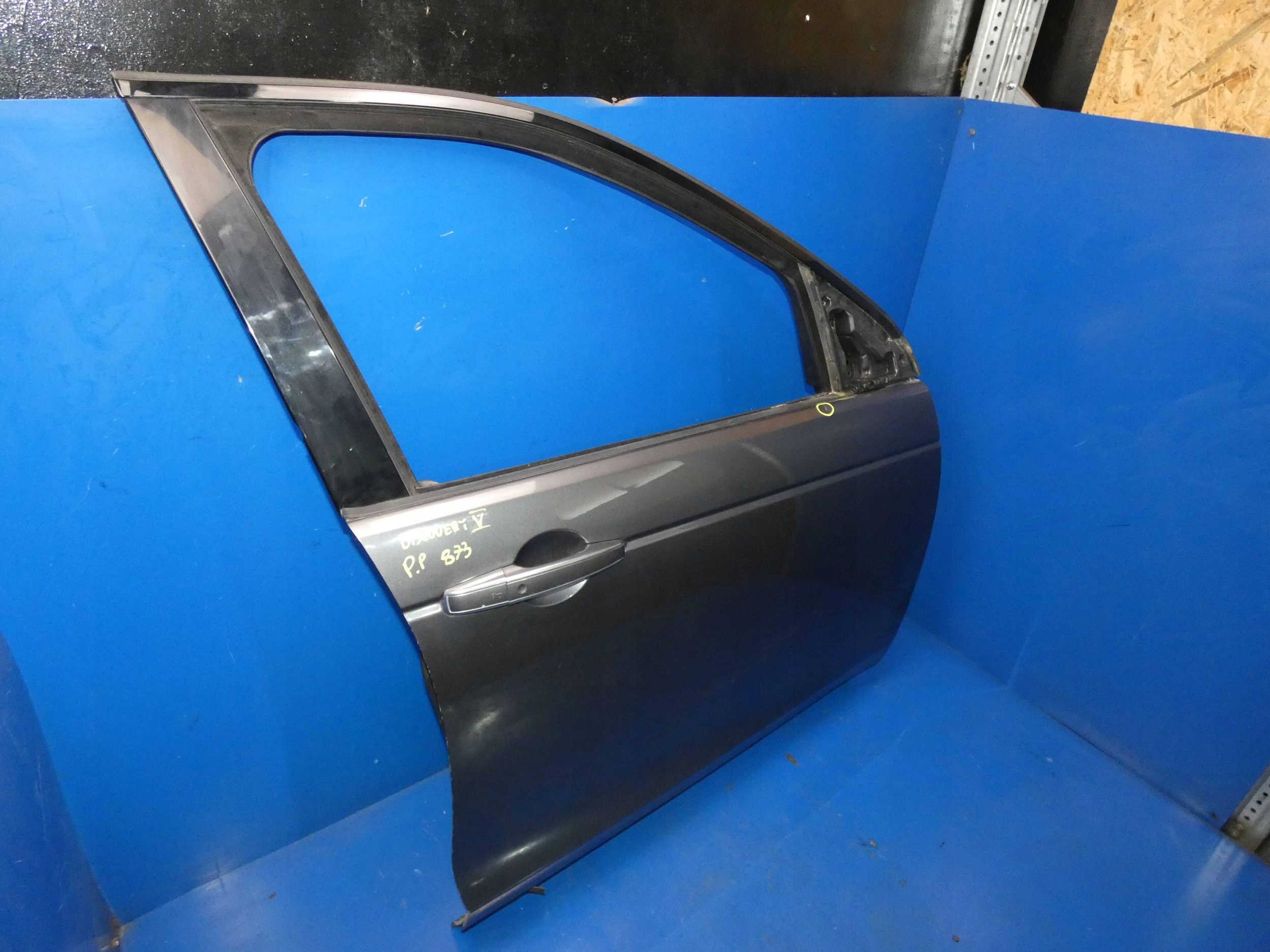 LAND ROVER DISCOVERY SPORT L550 14- door right front front complete