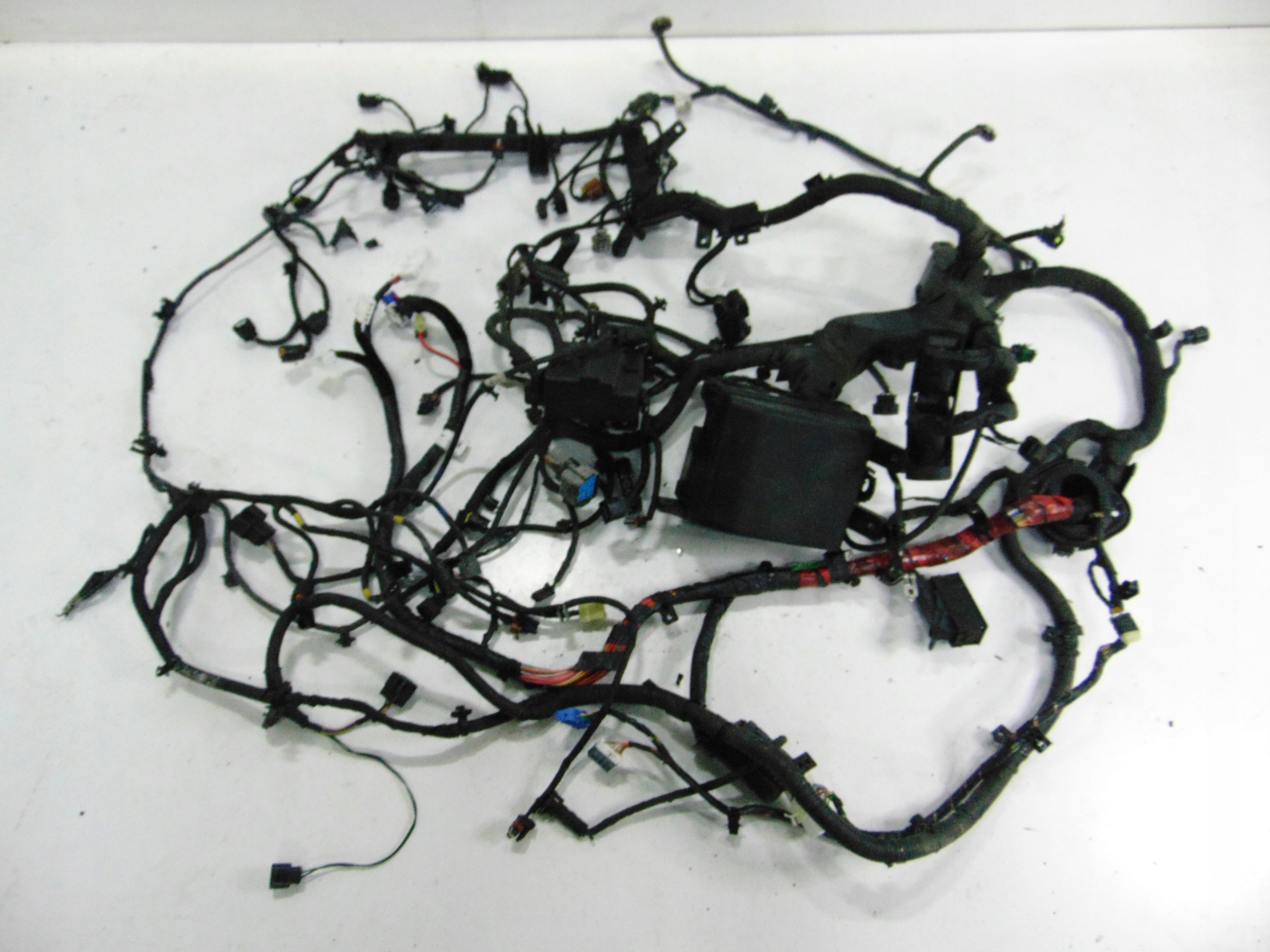 91413-2Y704 - УСТАНОВКА МОТОРНОГО ОТСЕКА HYUNDAI IX35 2.0 CRDI