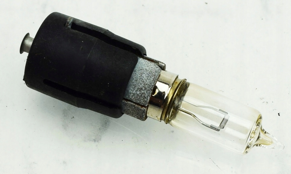 AUDI A6 C6 LED PRZEJŚCIÓWKA LEWY TYŁ LAMPY ŻARÓWKA WKŁADU WKŁAD LISTWY