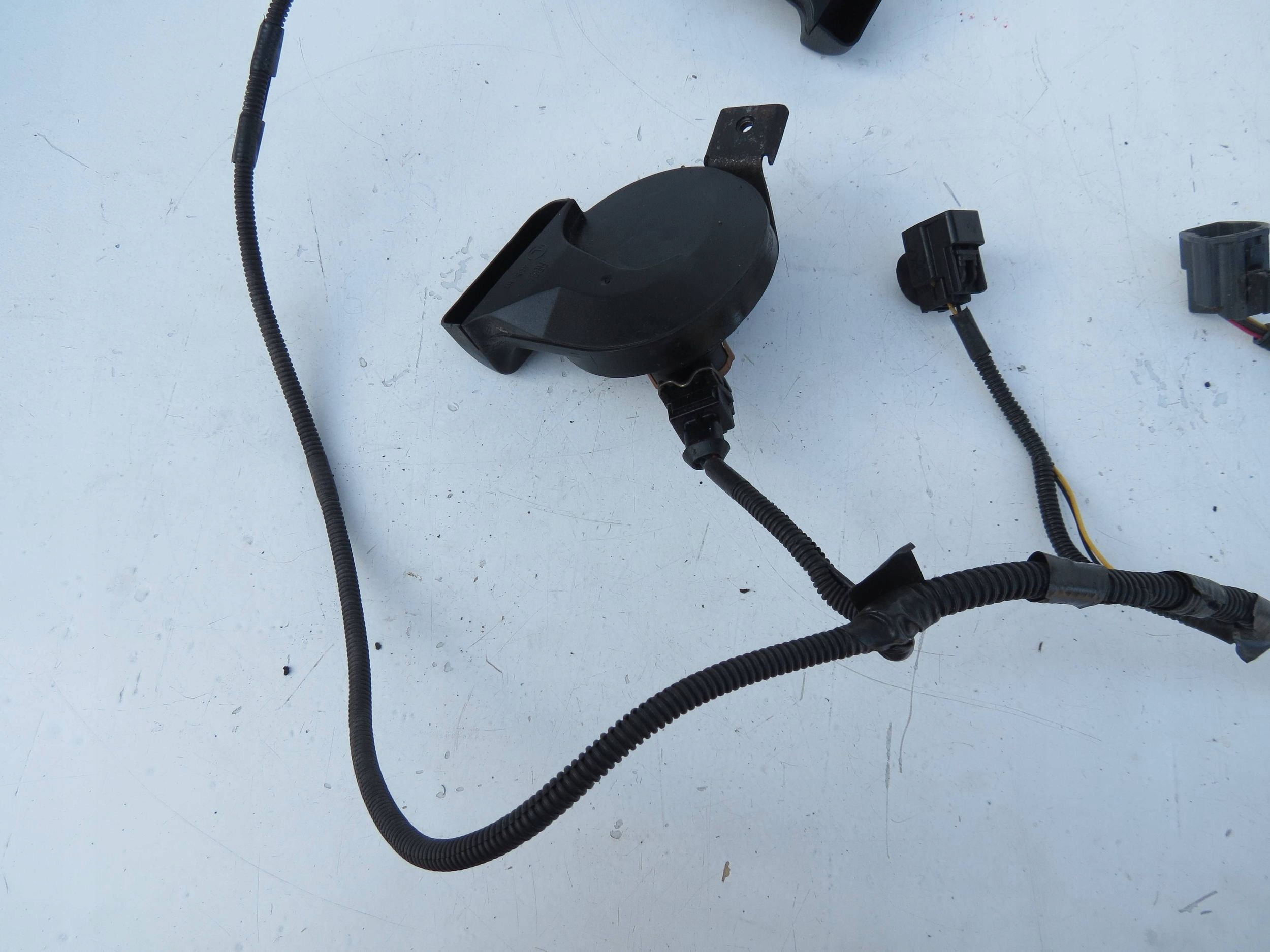 cablaggio PRZEWODOW PIN VOLVO S60 e 2.4 B 140KM R5 2001r 9452612