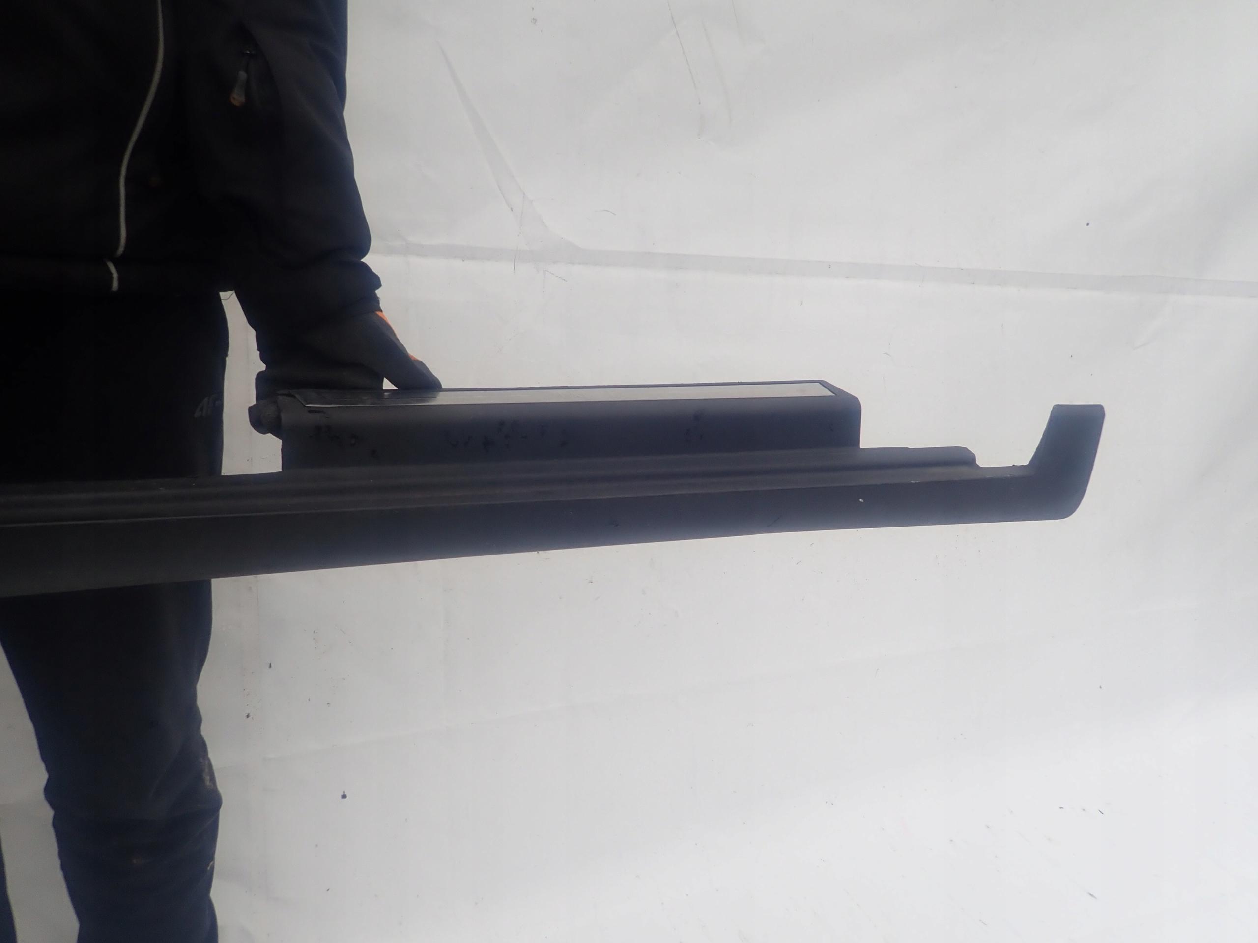 LANCIA DELTA III 08- threshold right moulding threshold