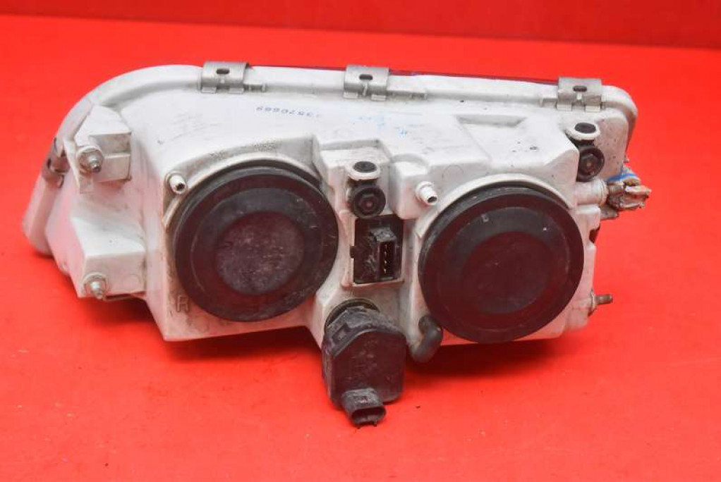 REFLEKTOR right light front EU VOLVO S40 V40 1 and 00-02