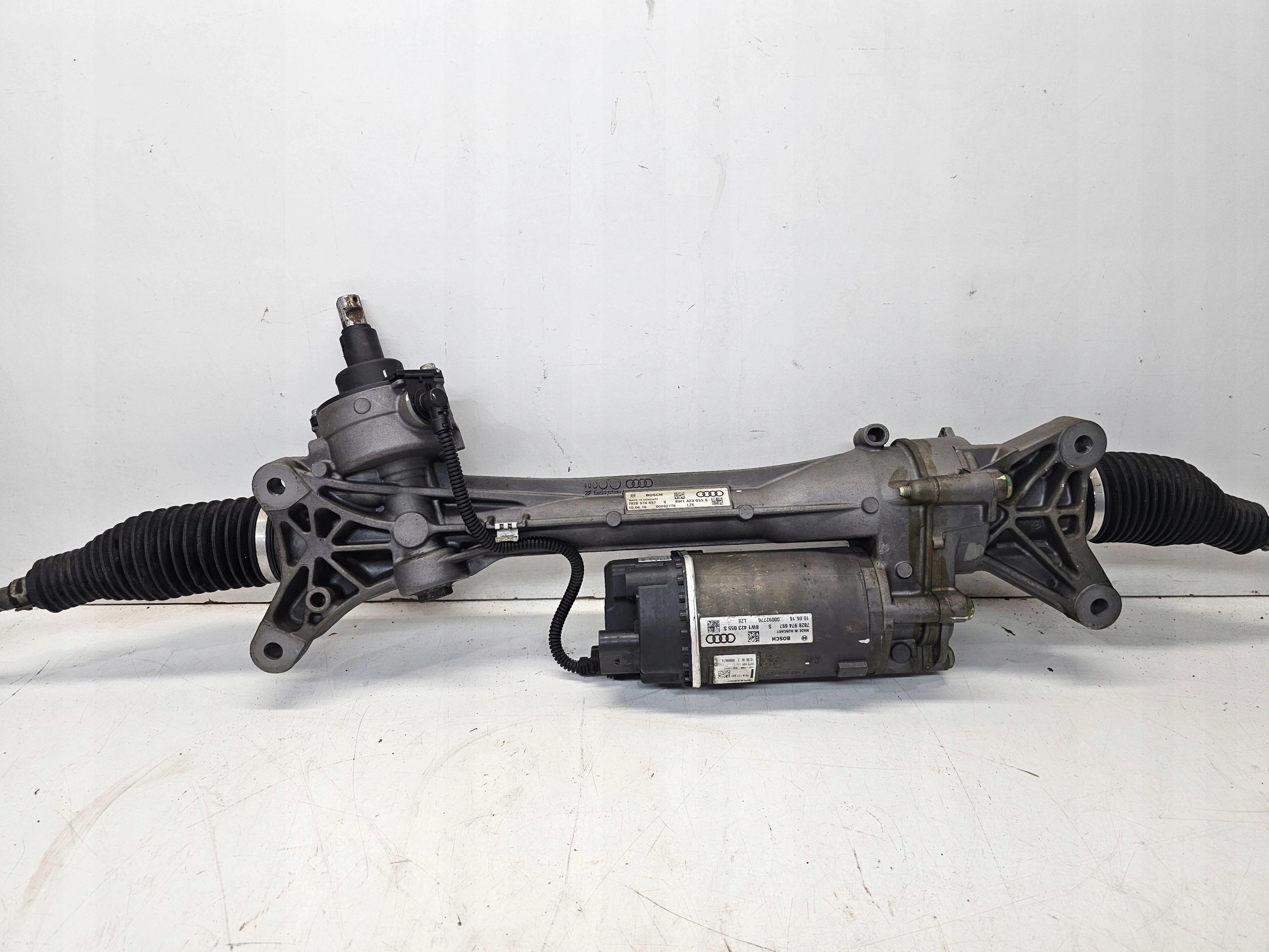 drag rod servo steering control AUDI A4 B9 A5 8W 8W1423055S EUROPA