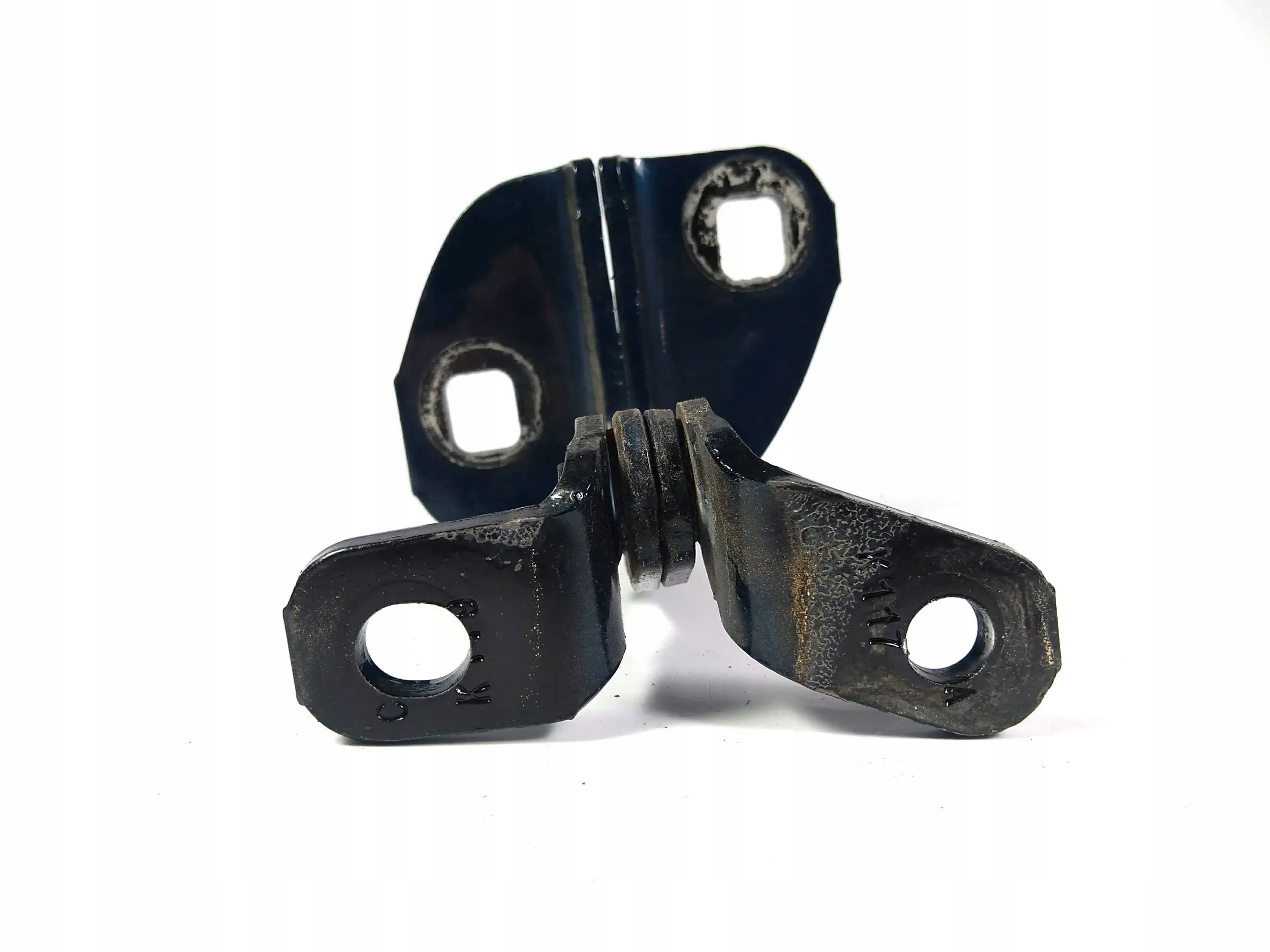 Chevrolet Silverado 1500 hinge door right lower rear part 2019+