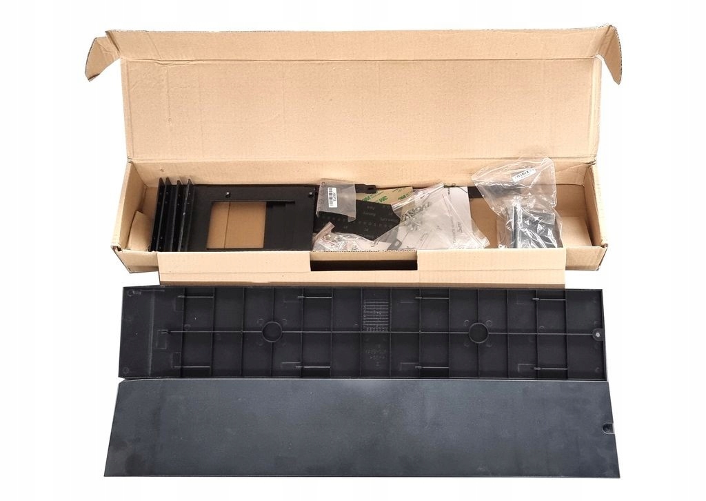 Sada Plastových Koľajníc Pre Ups Apc SURTRK2