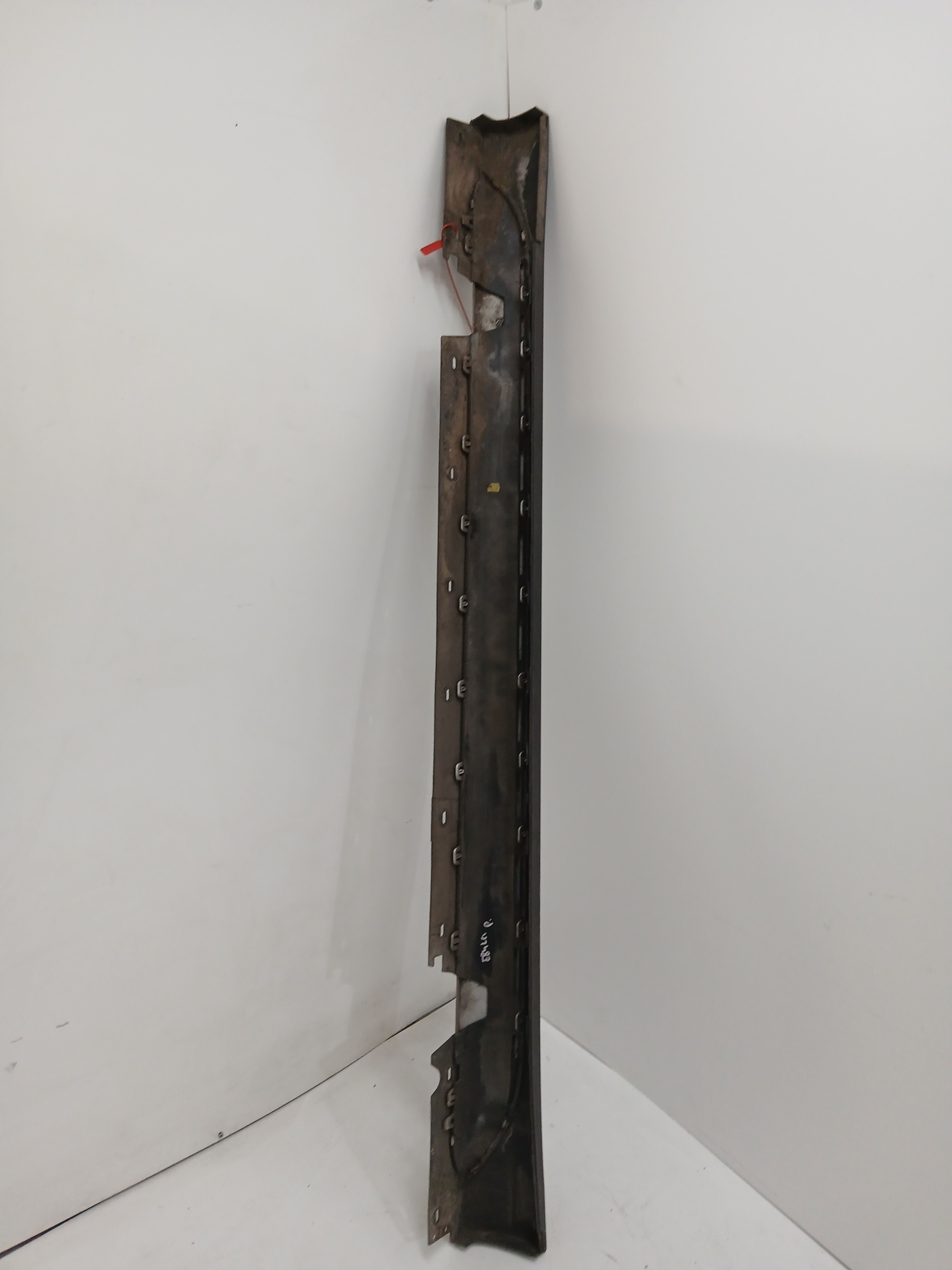 moulding threshold right BMW X1 E84 LIFT
