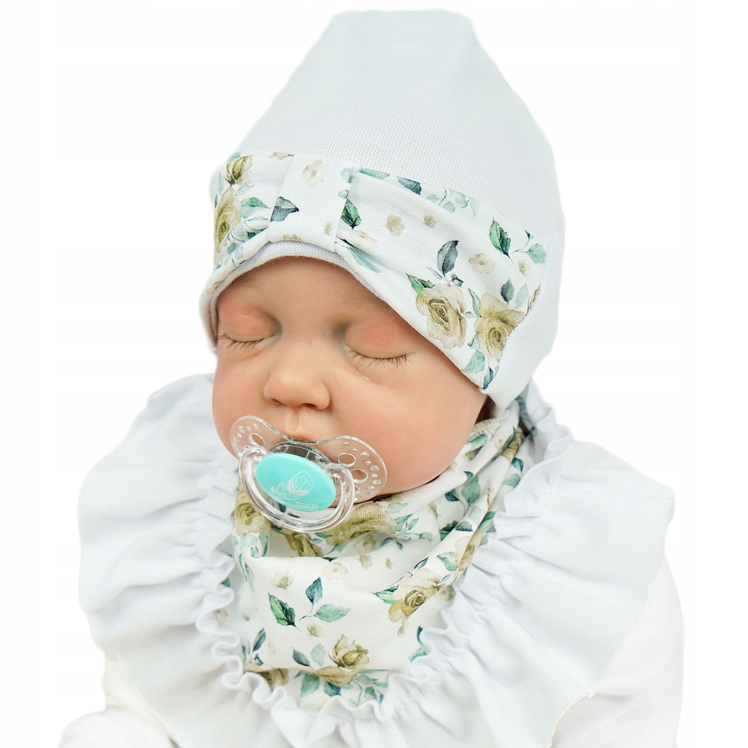 CZAPKA APASZKA biały komplet w kwiaty r. 42-44
