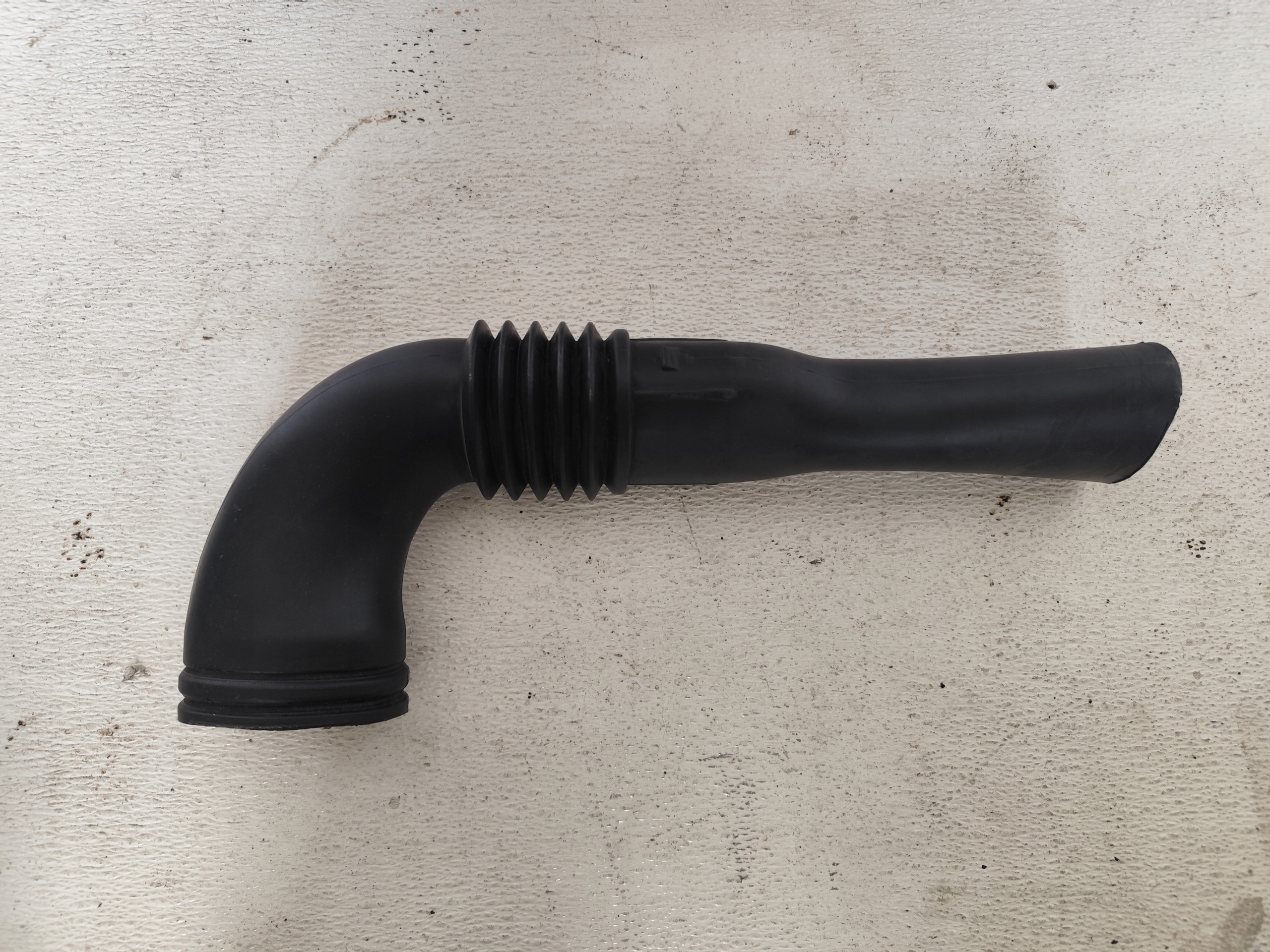 FIAT BRAV0 II 2008 1.4 16V pipe DOLOTOWA air