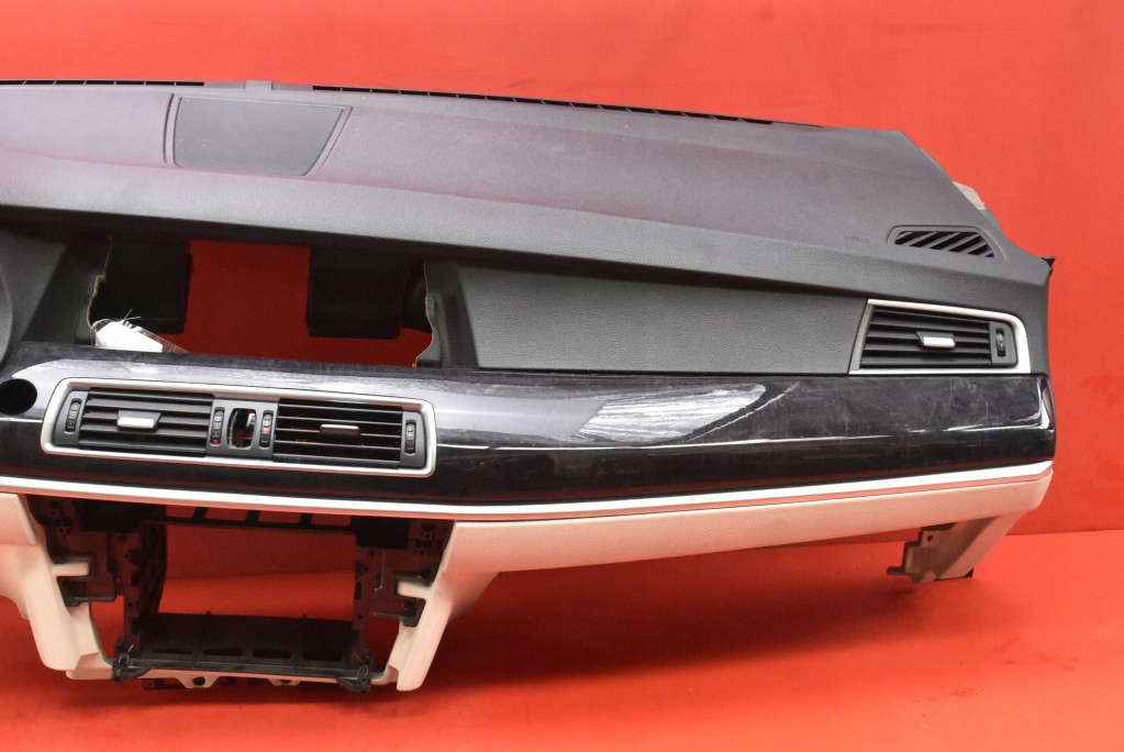 dashboard instrument panel console cockpit airbag EU 9178764 BMW F07 09-13