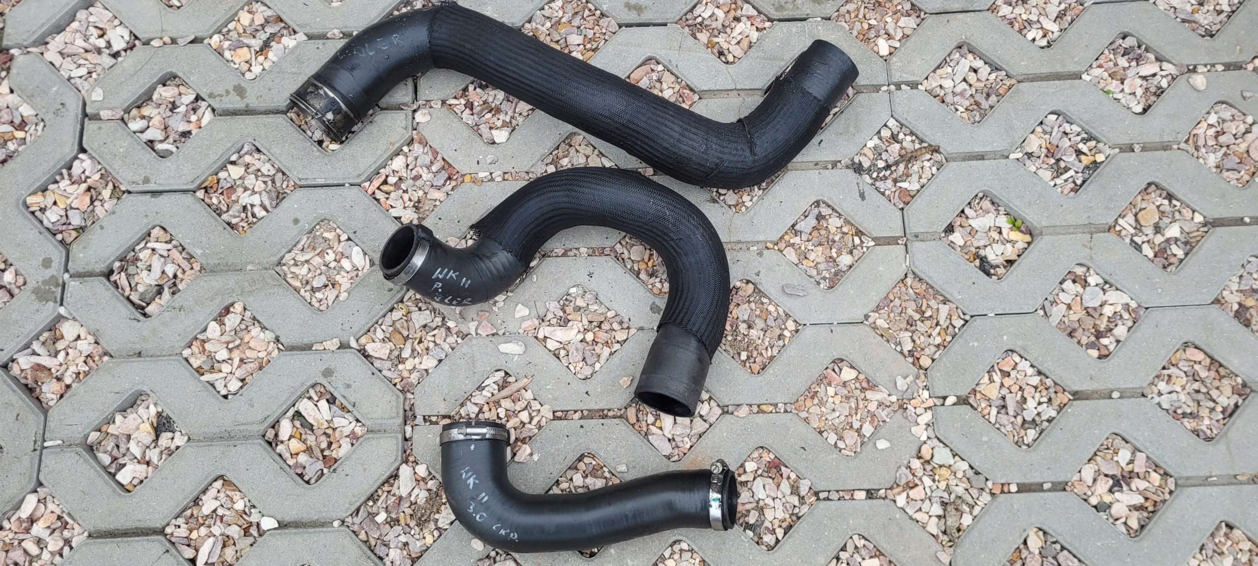 3.0 - JEEP GRAND CHEROKEE WK2 ИНТЕРКУЛЕР ТРУБА