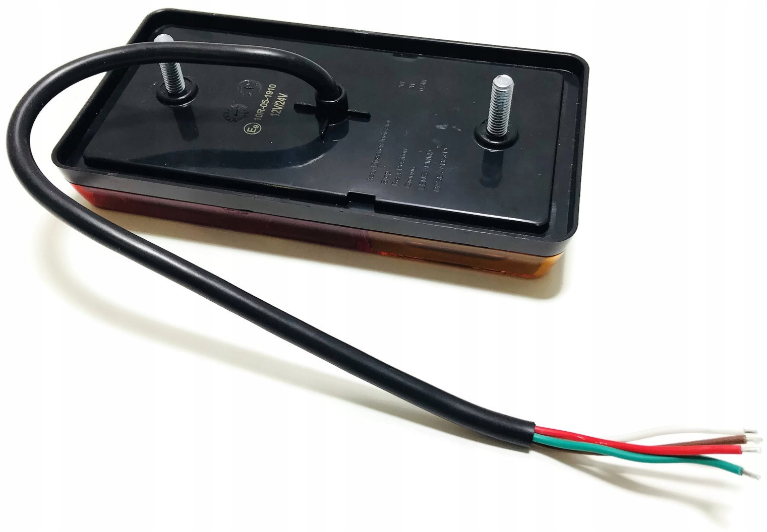 LAMPA TYLNA PRZYCZEPY ZESPOLONA LED DIODOWA PARA Waga produktu z opakowaniem jednostkowym 0.4 kg