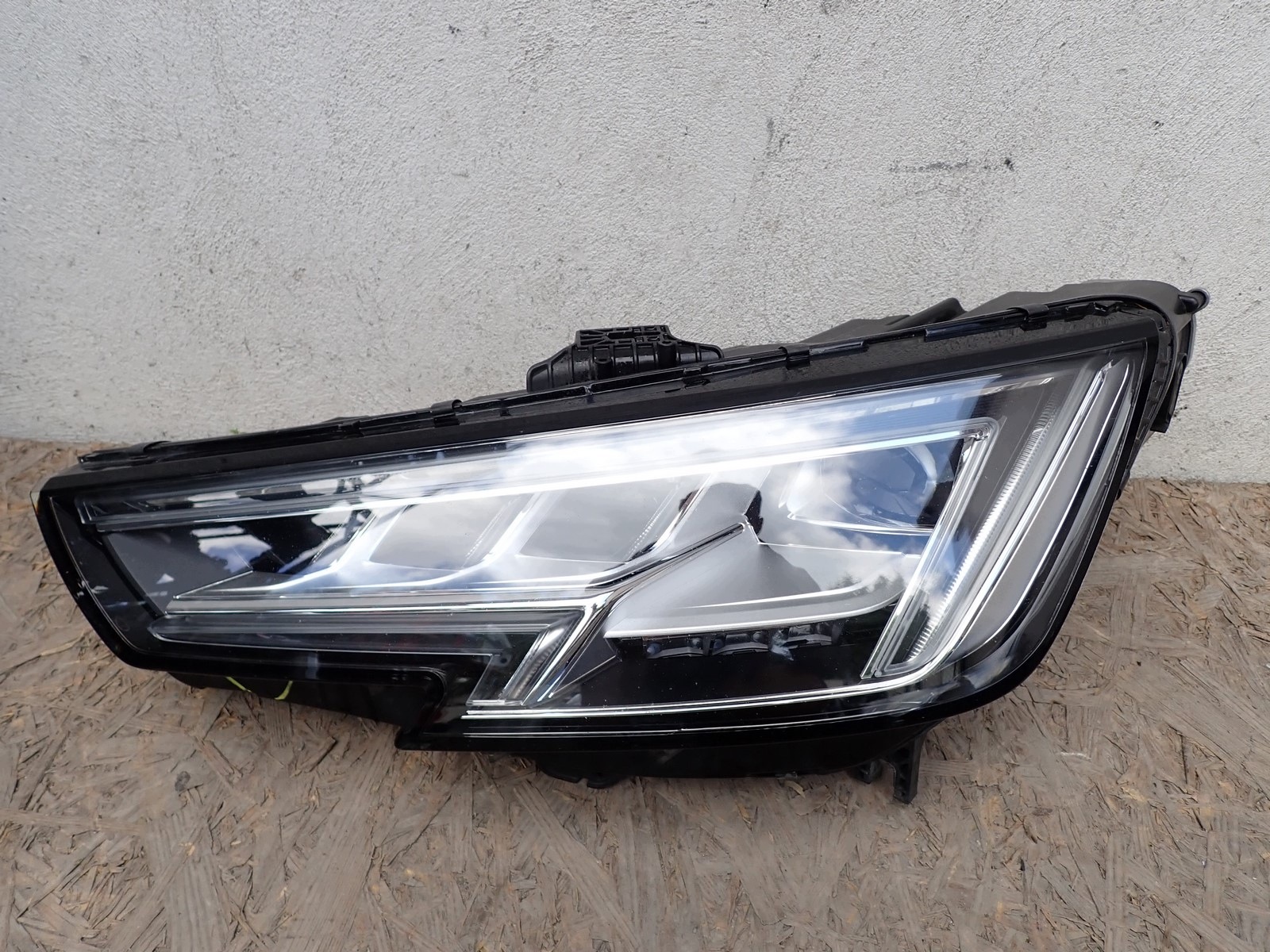 light left REFLEKTOR left FULL LED AUDI A4 B9 8W 15- MATRIX 8W0941035 108