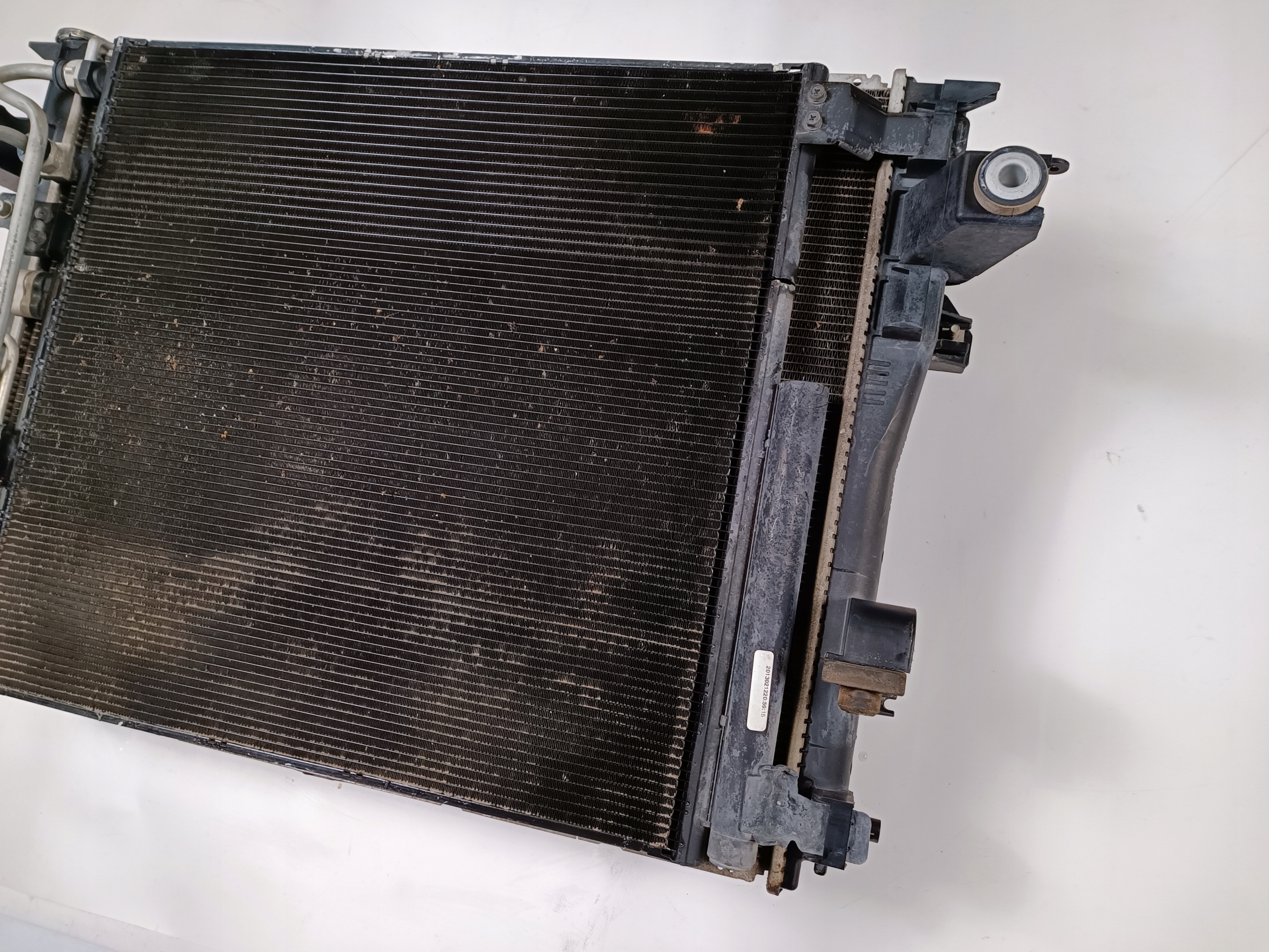 radiator radiator komplet Dodge RAM 1500 5.7 2013