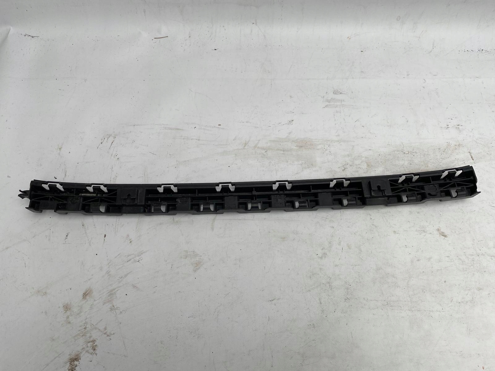 MERCEDES A-KLASA W176 central bumper bracket rear part