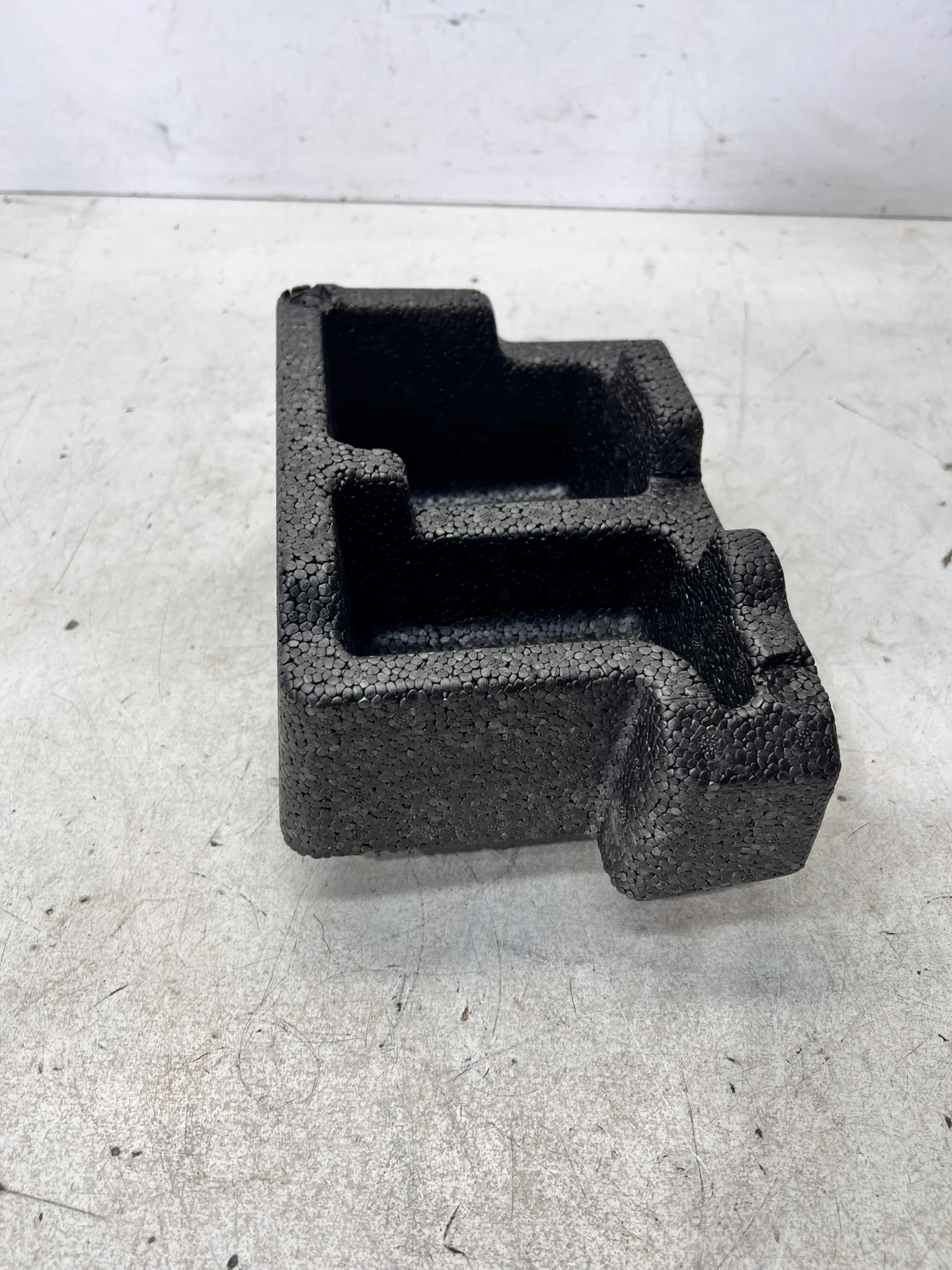 WKLAD polystirene boot AUDI Q7 4M 4M0864317A