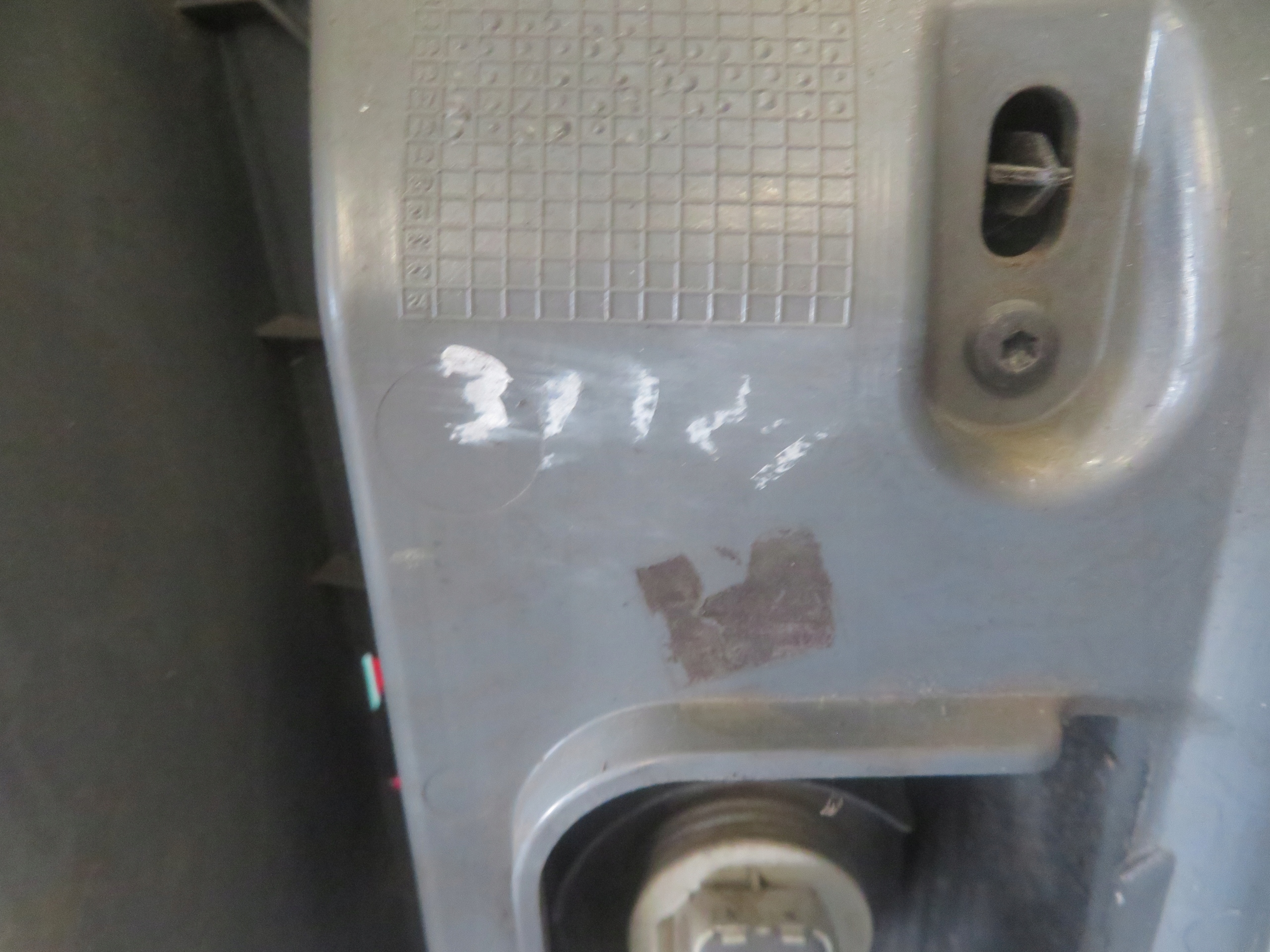 light right rear part OPEL VIVARO RENAULT TRAFIC 19R 265A66524R