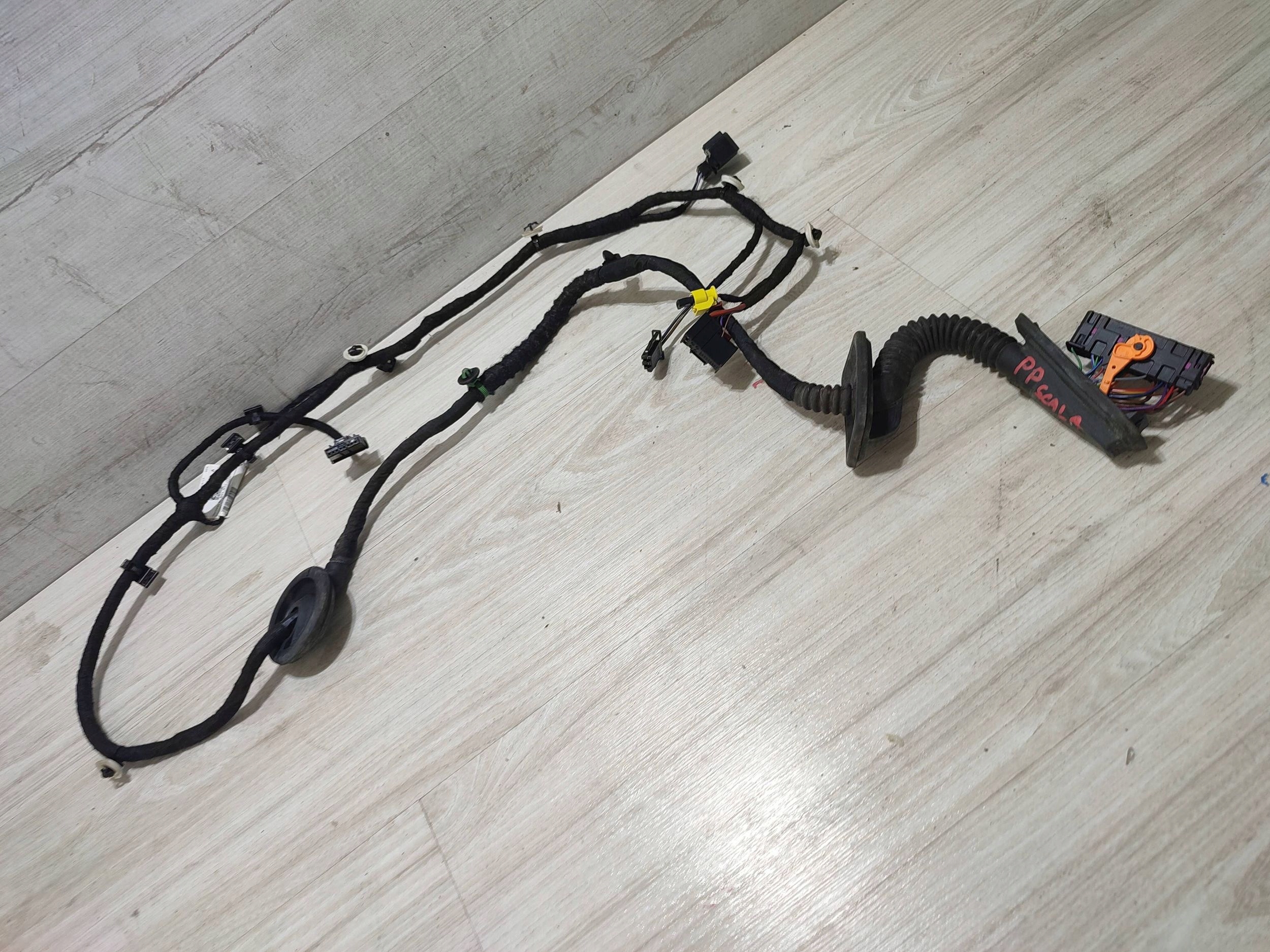 Skoda Scala 2020 front side right bundle door