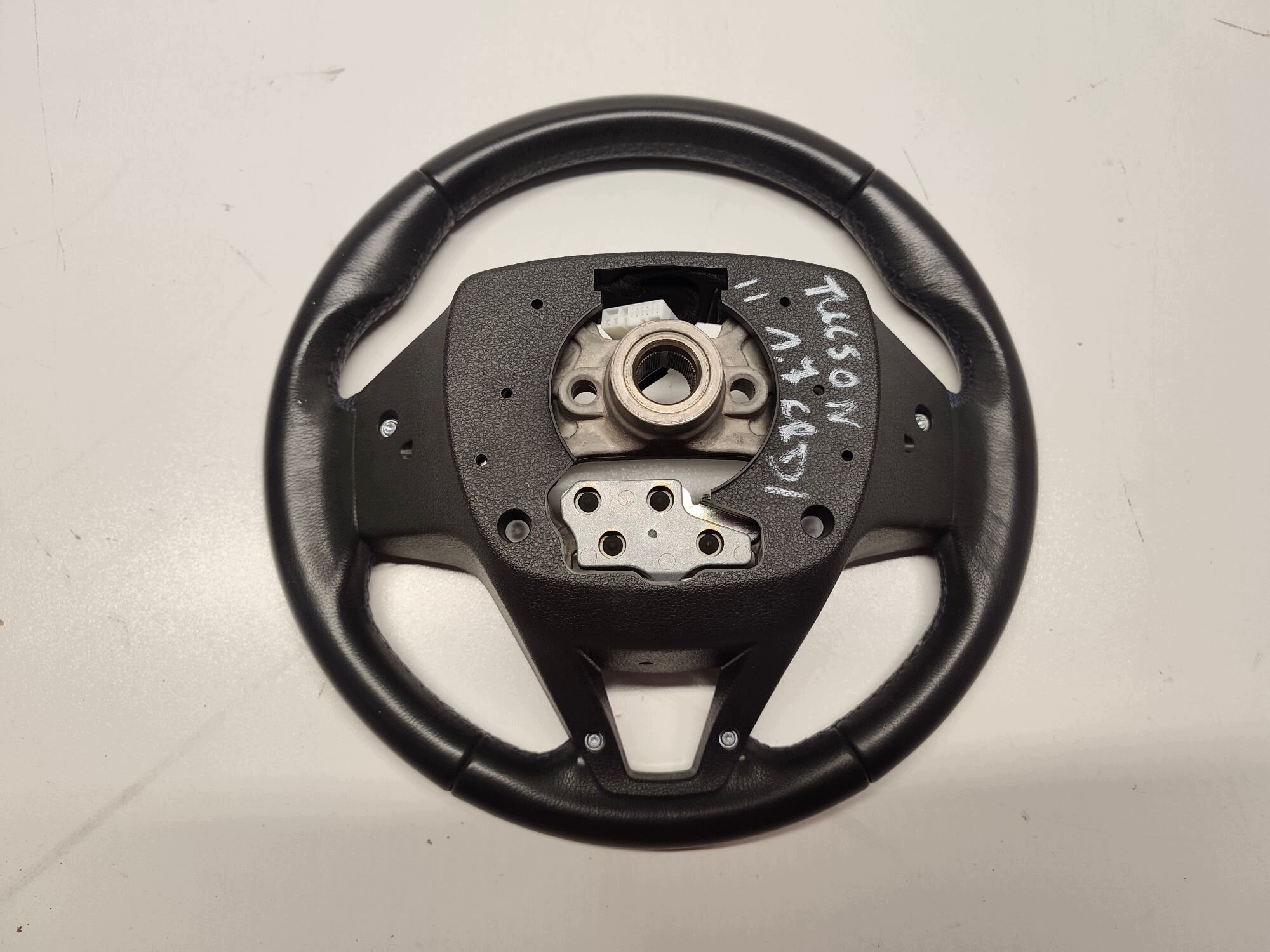 HYUNDAI TUCSON II III steering wheel, leather TEMPOMAT nice 15-21