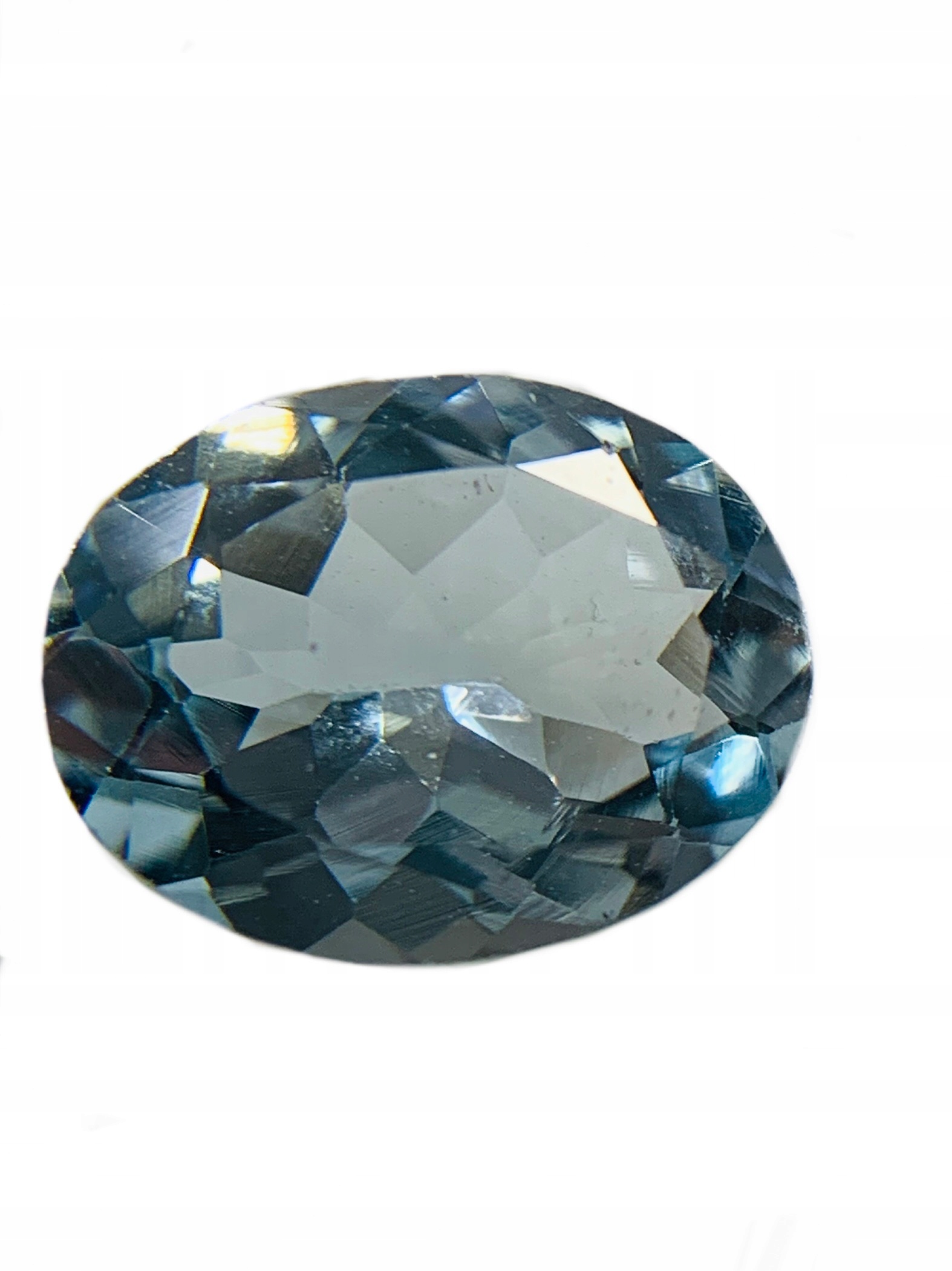 Akvamarín ovál Přírodní 9x7 mm