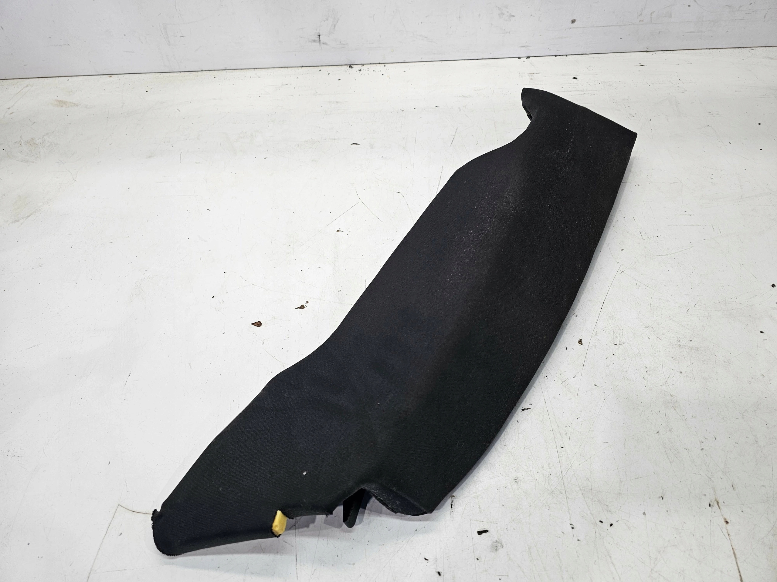 side KANAPY right rear part AUDI A4 B8 A5 8T0857792 WELUR