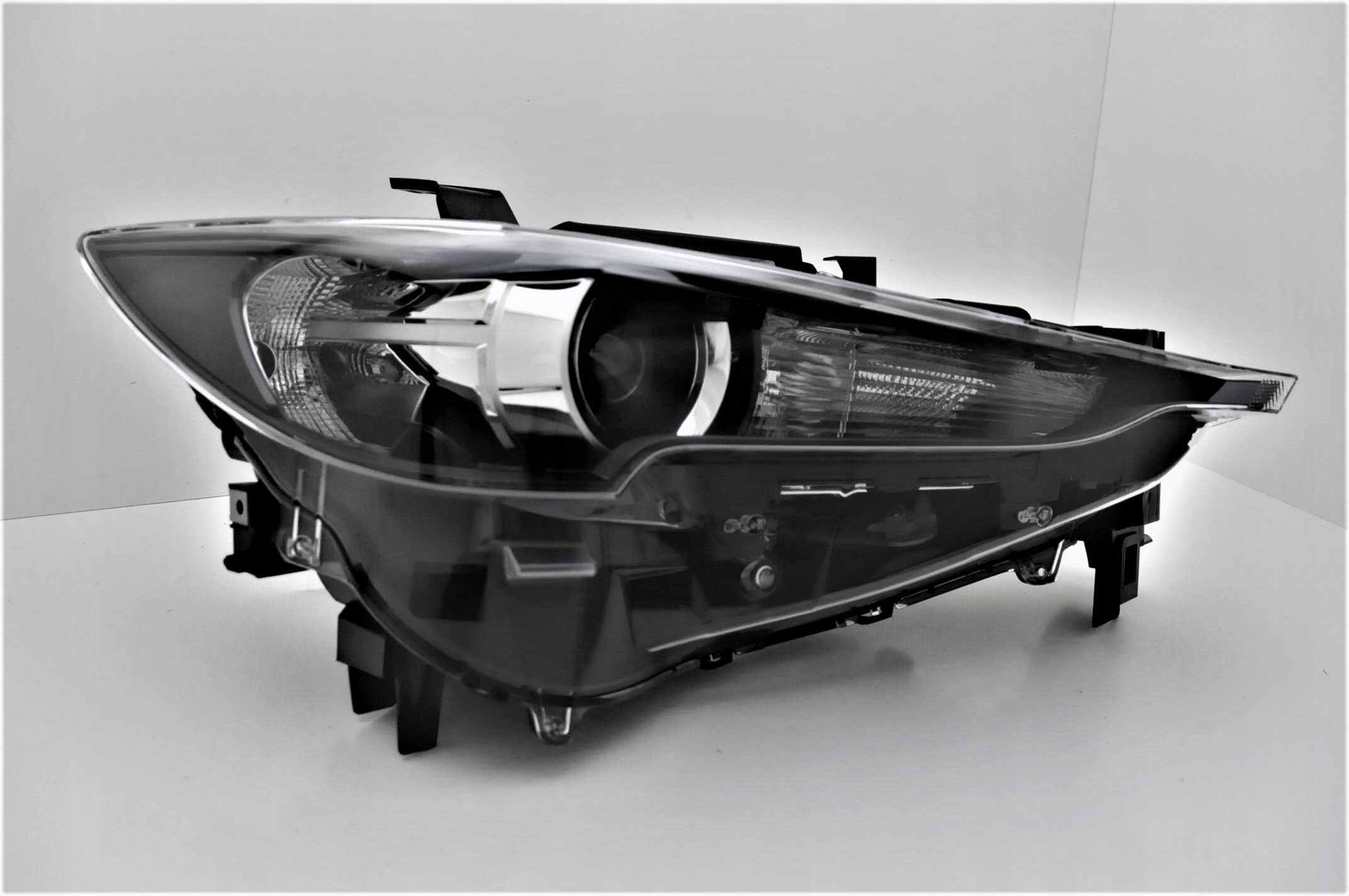 MAZDA CX-5 17- REFLEKTORY KOMPLET NOWE LED DEPO Rodzaj świateł mijania LED