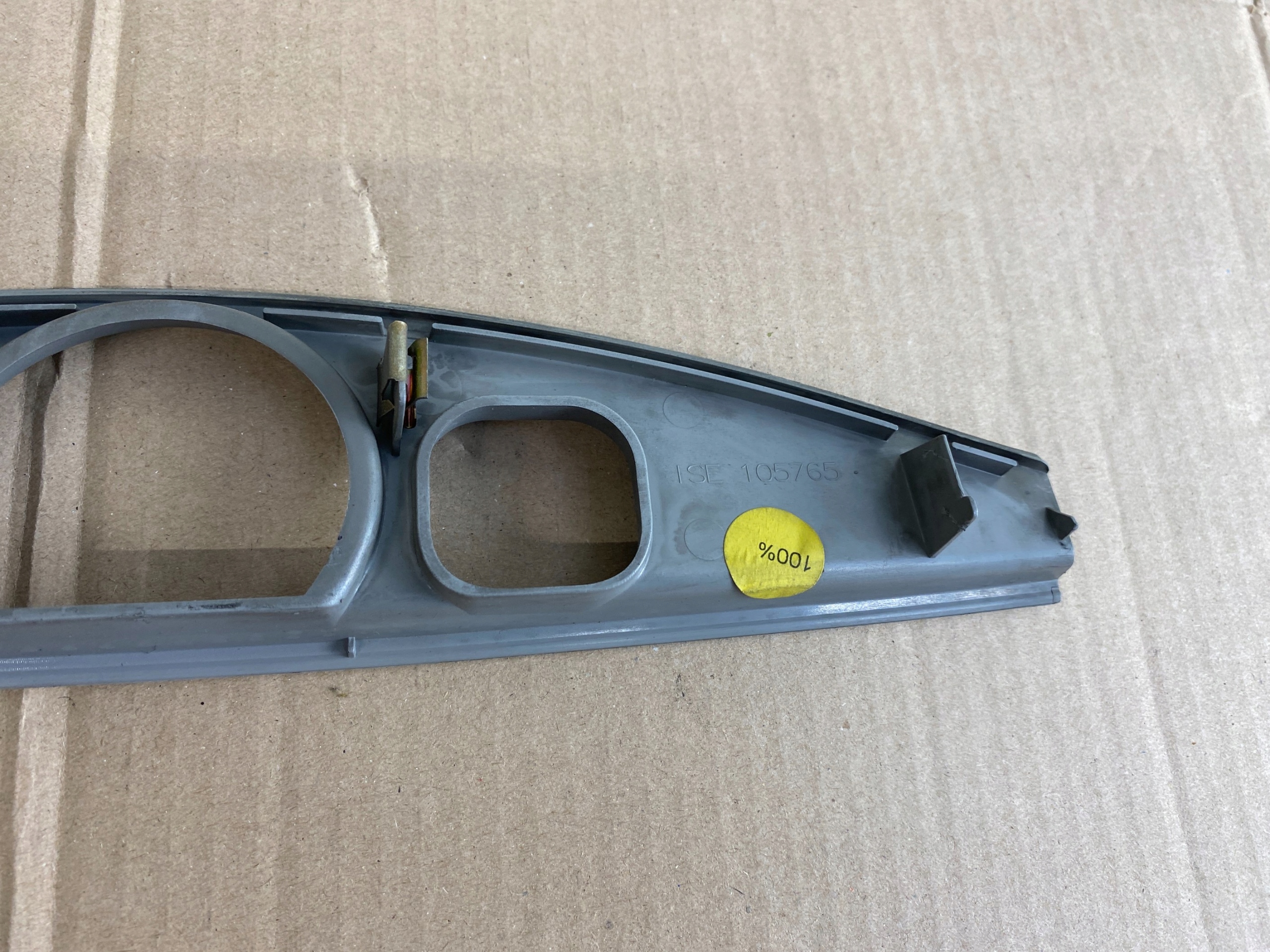 BMW E91 ZAŚLEPKA OSŁONA WYCIERACZKI TYŁ Wersja Europejska