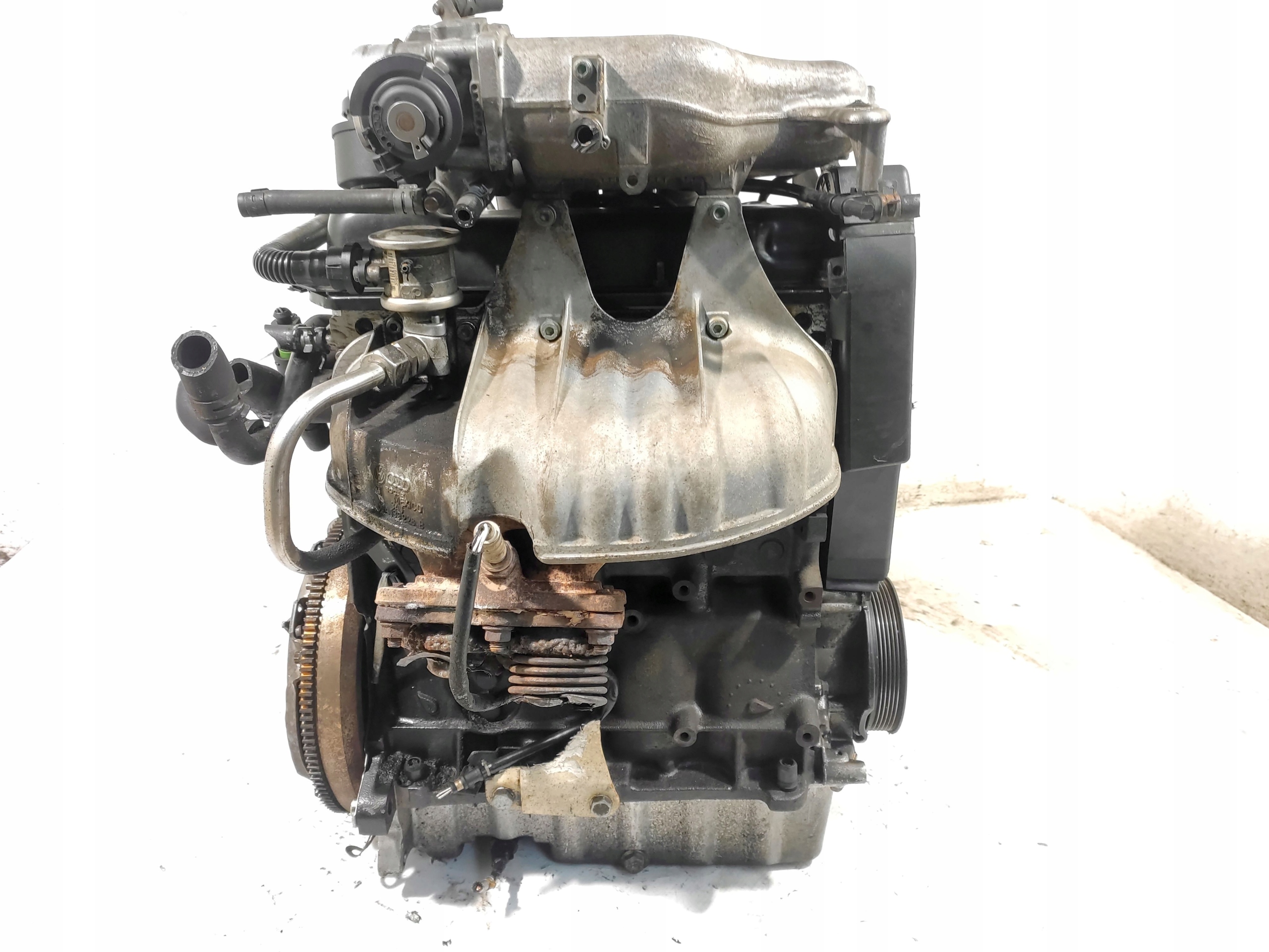 двигатель без навесного vw Golf IV SKODA OCTAVIA 2.0 8V