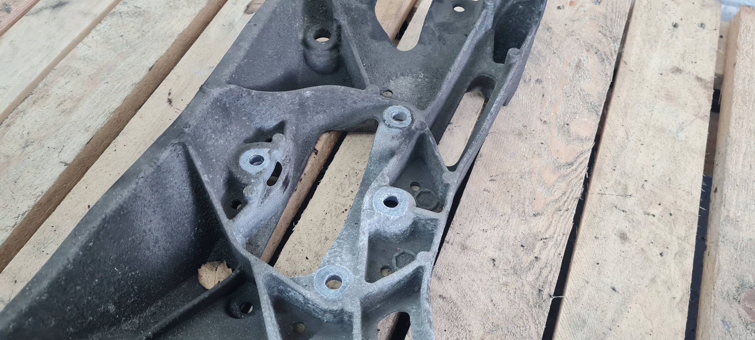 A4 B9 8W supporto staffa cambio ingranaggi 2.0 TDI 8W0399262AE A5 8W
