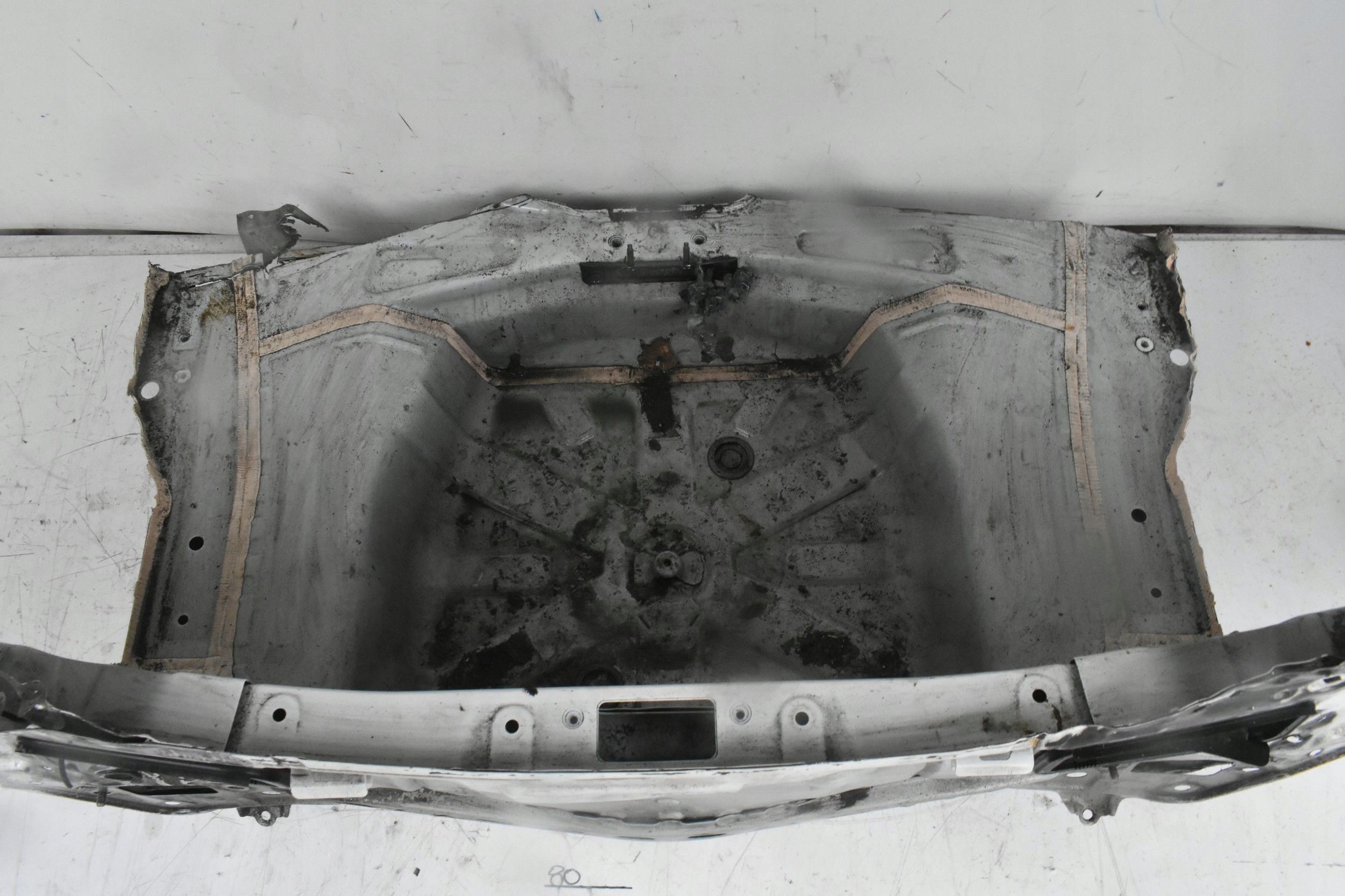 PAS TYLNY WANNA PODŁOGA TOYOTA AYGO II 068 14- Numer katalogowy oryginału 58307-0H030