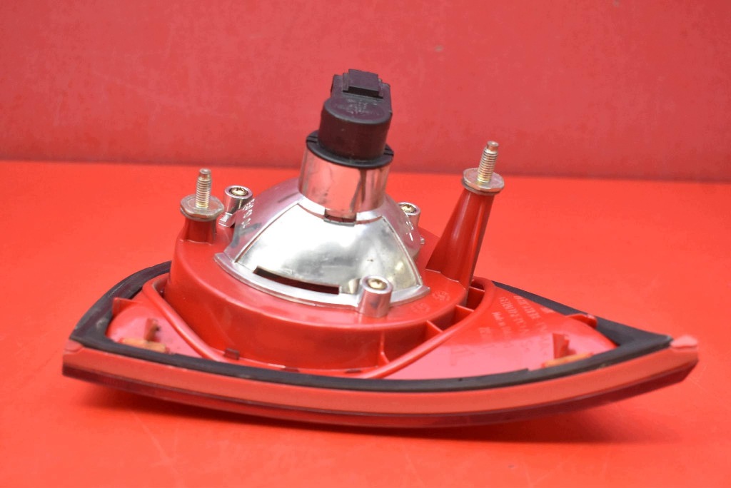 light left rear part rear 1K6945093E VW GOLF 5 V 5D HB 03-09