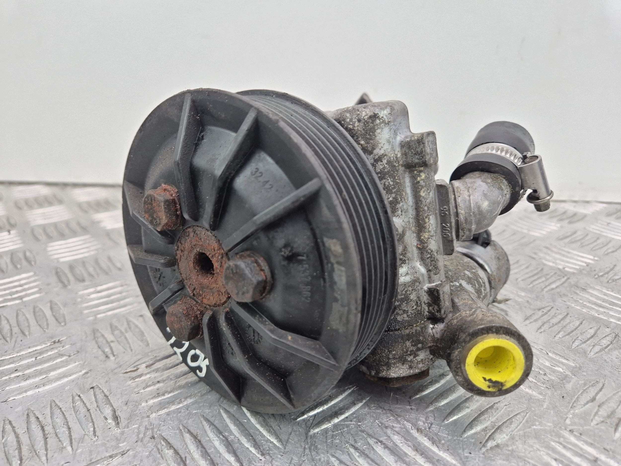 BMW 5 E60 E61 530i Pompa servosterzo 676976605 N52B30AF