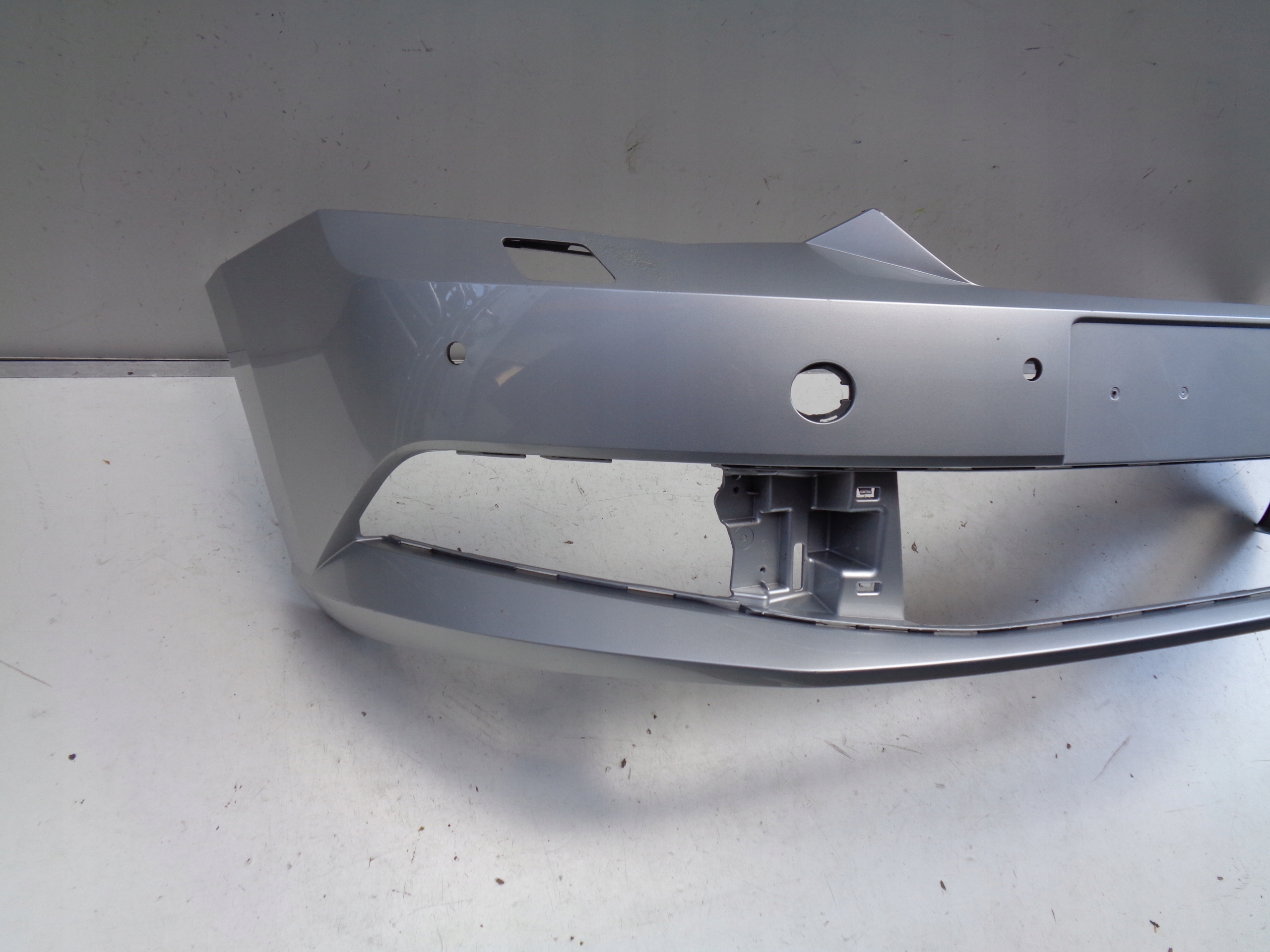 FRONTSTOSSSTANGE SKODA FABIA III 6V 6V0 14-17 NR 35173