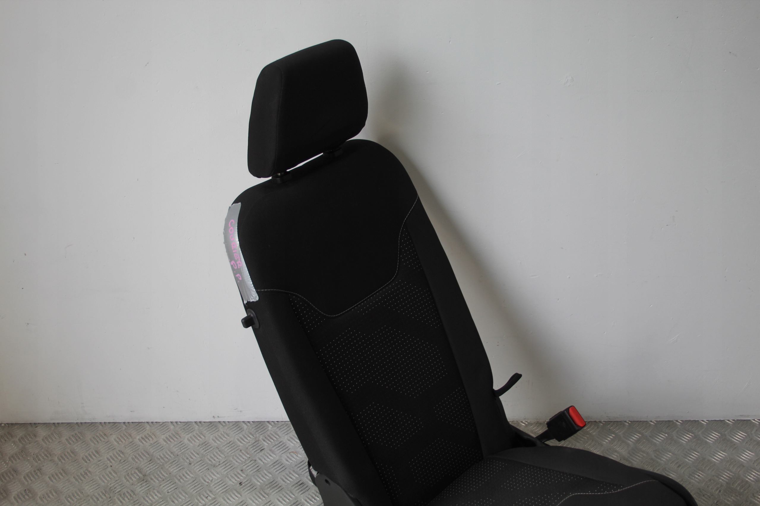 seat right front front FORD TRANSIT COURIER LIFT