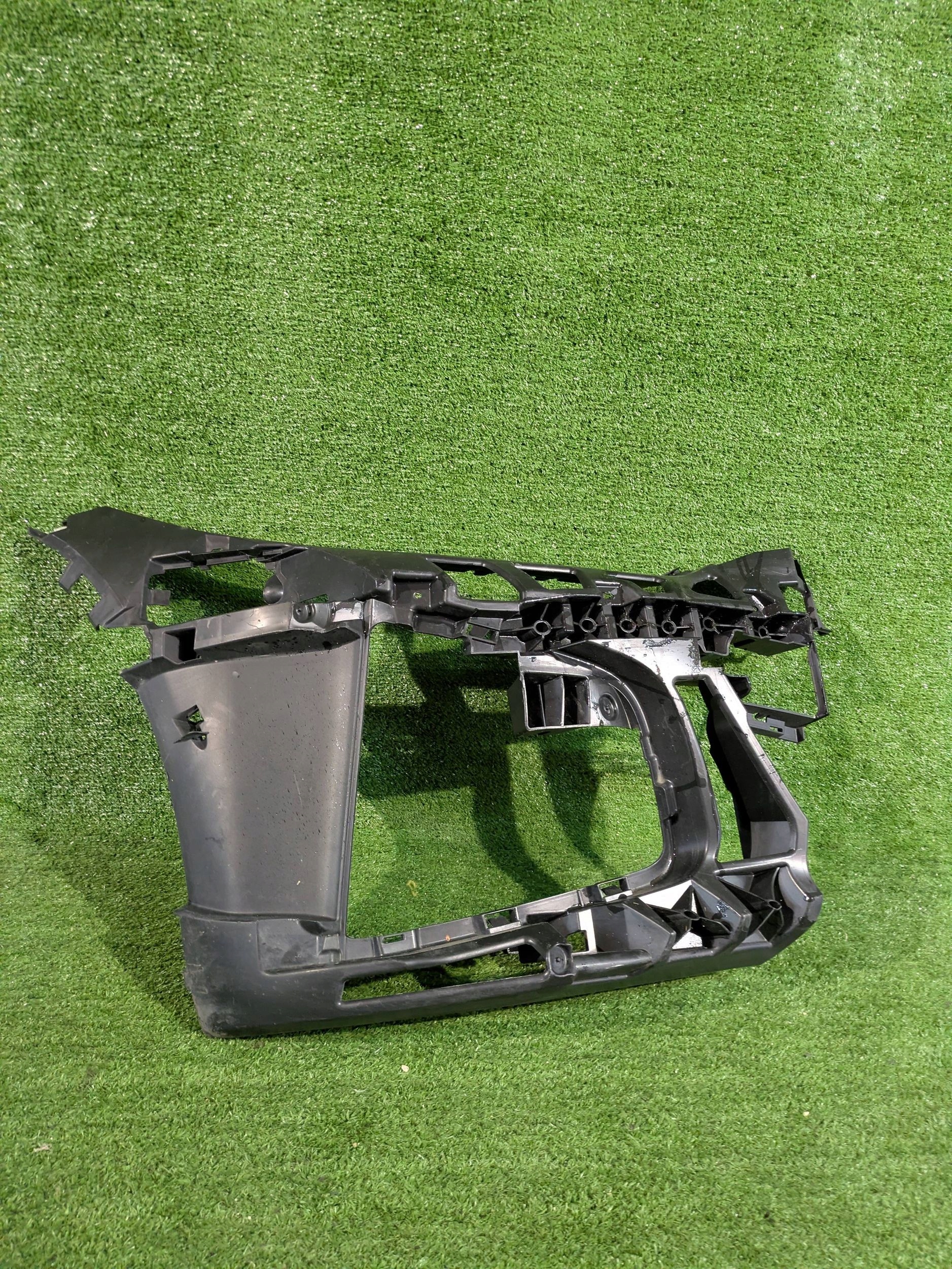 holder of a bumper right front BMW I4 4 G26