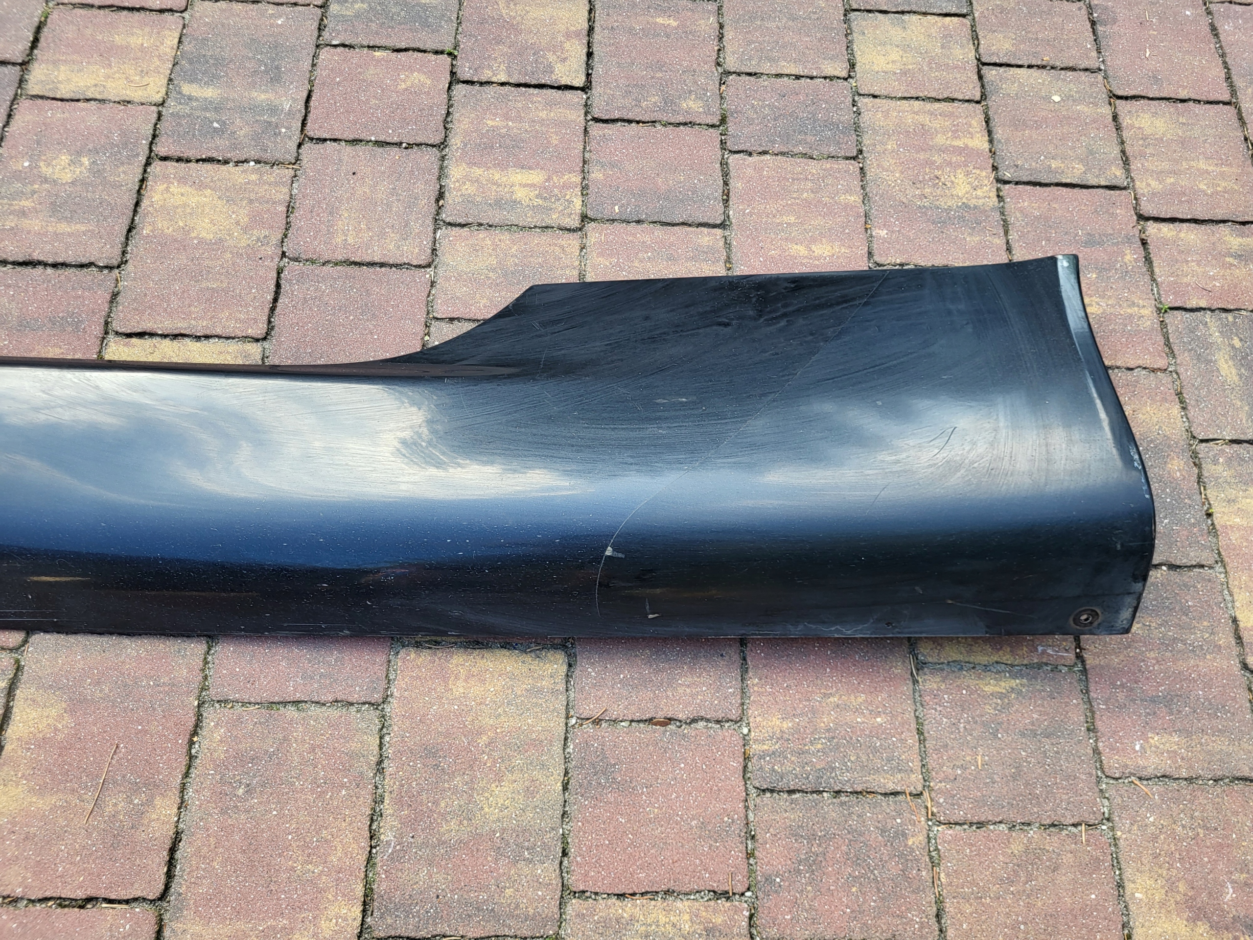 moulding cap threshold left right threshold left right ASTON MARTIN DB9