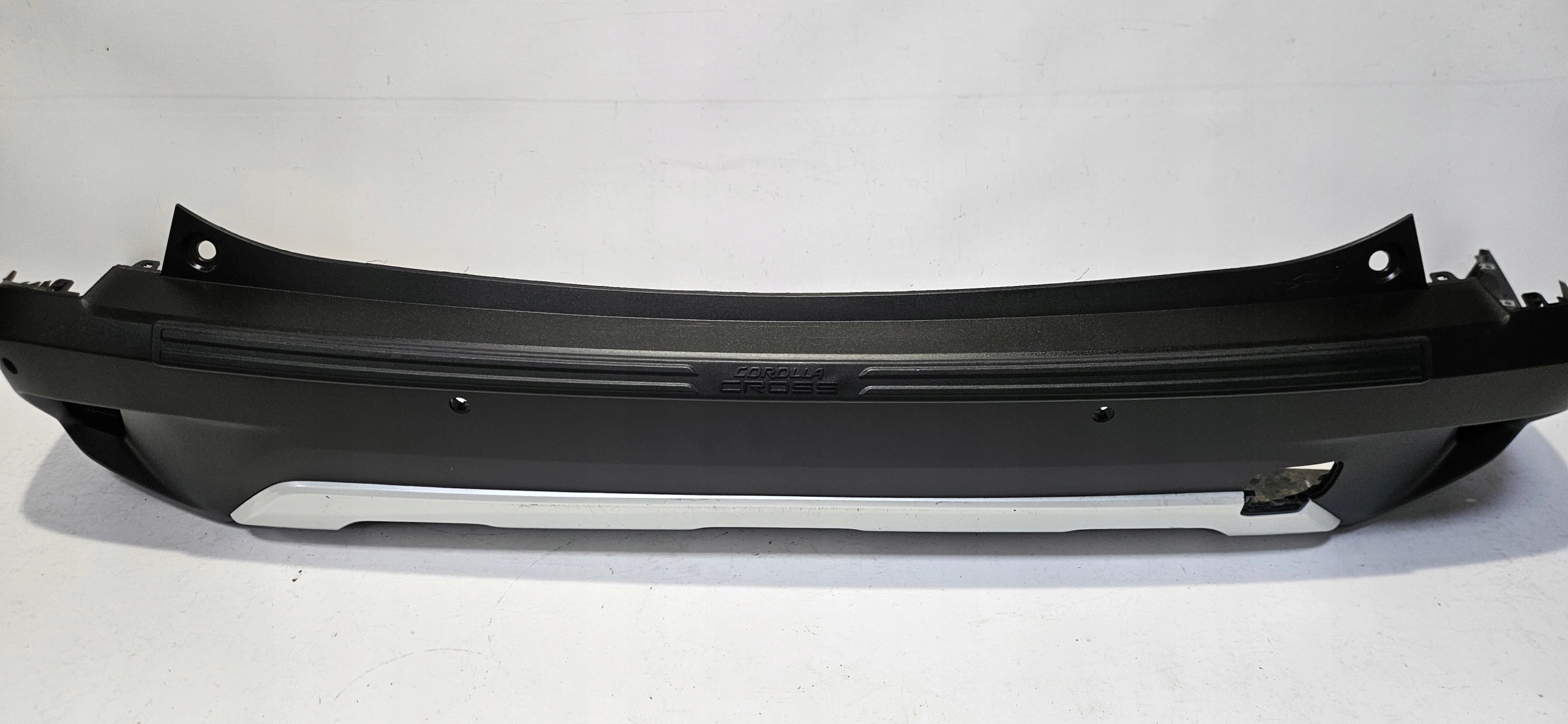 bumper rear TOYOTA COROLLA CROSS 20- PDC