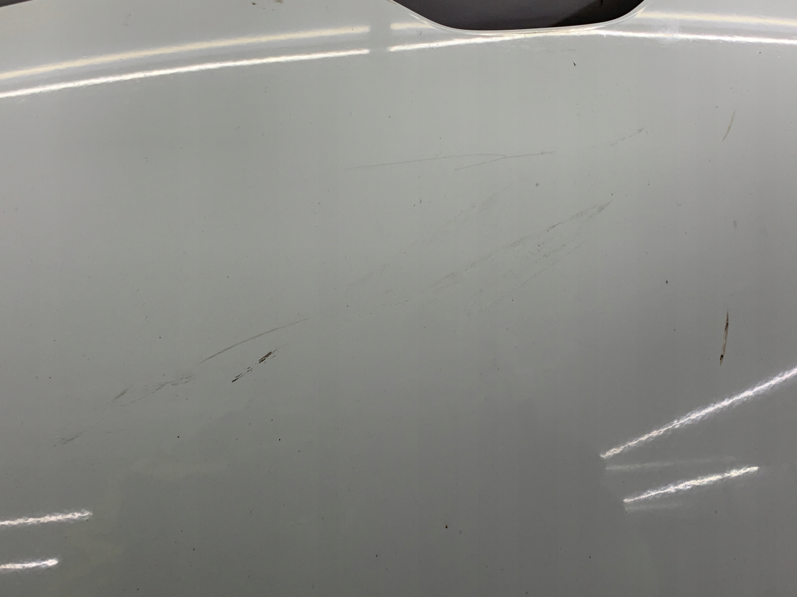 Capot RENAULT TWINGO III (2014-2018) des roues OVQNJ