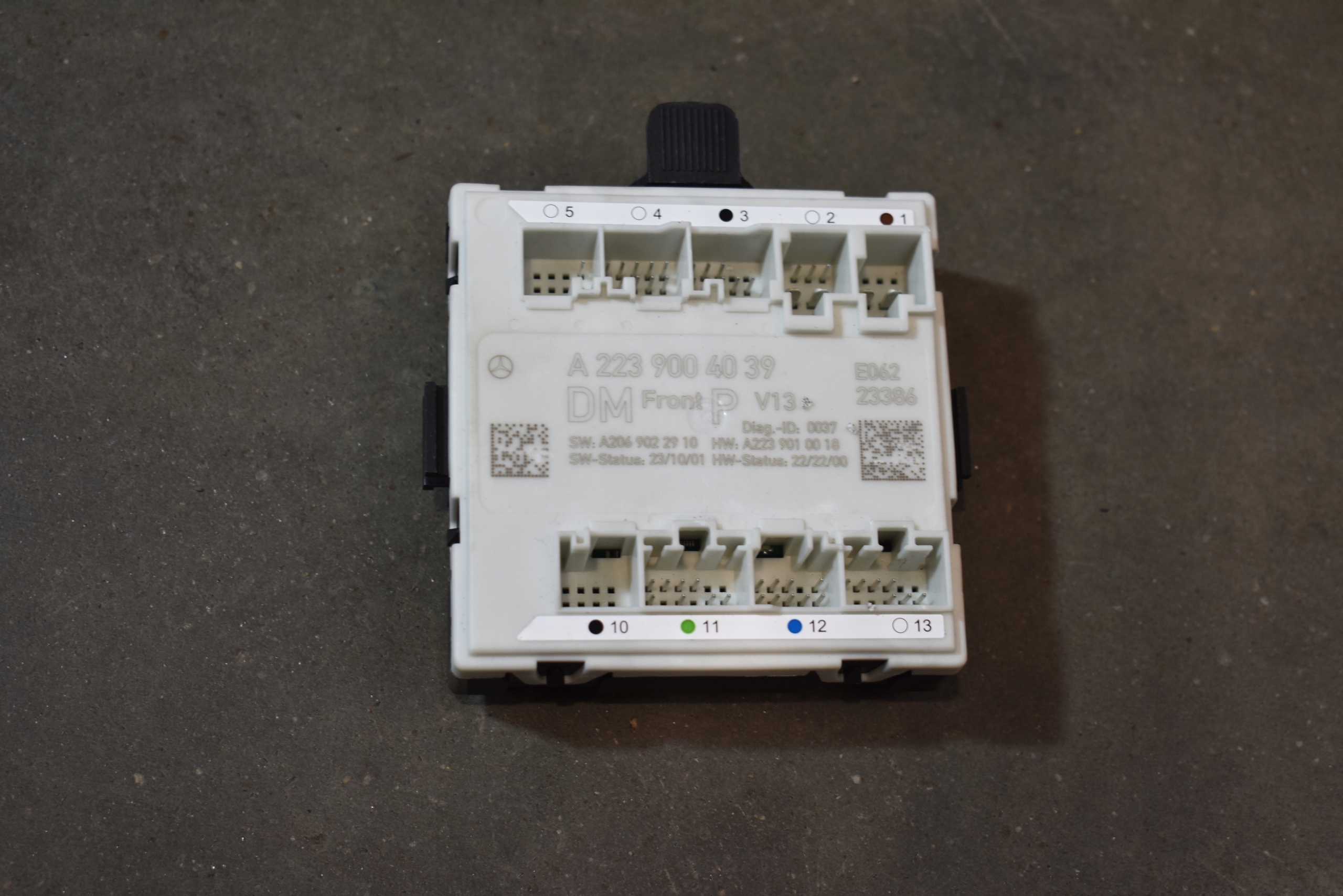IDEALNY module door MERCEDES W206 X254 1